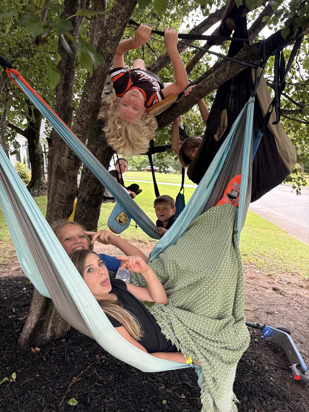 SZHLUX Camping Hammock Double & Single Portable Hammocks with 2 Tree Straps and Attached Carry Bag, Great for Outdoor, Indoor, Beach, Camping, Light Grey / Sky Blue - Customer Photo 1
