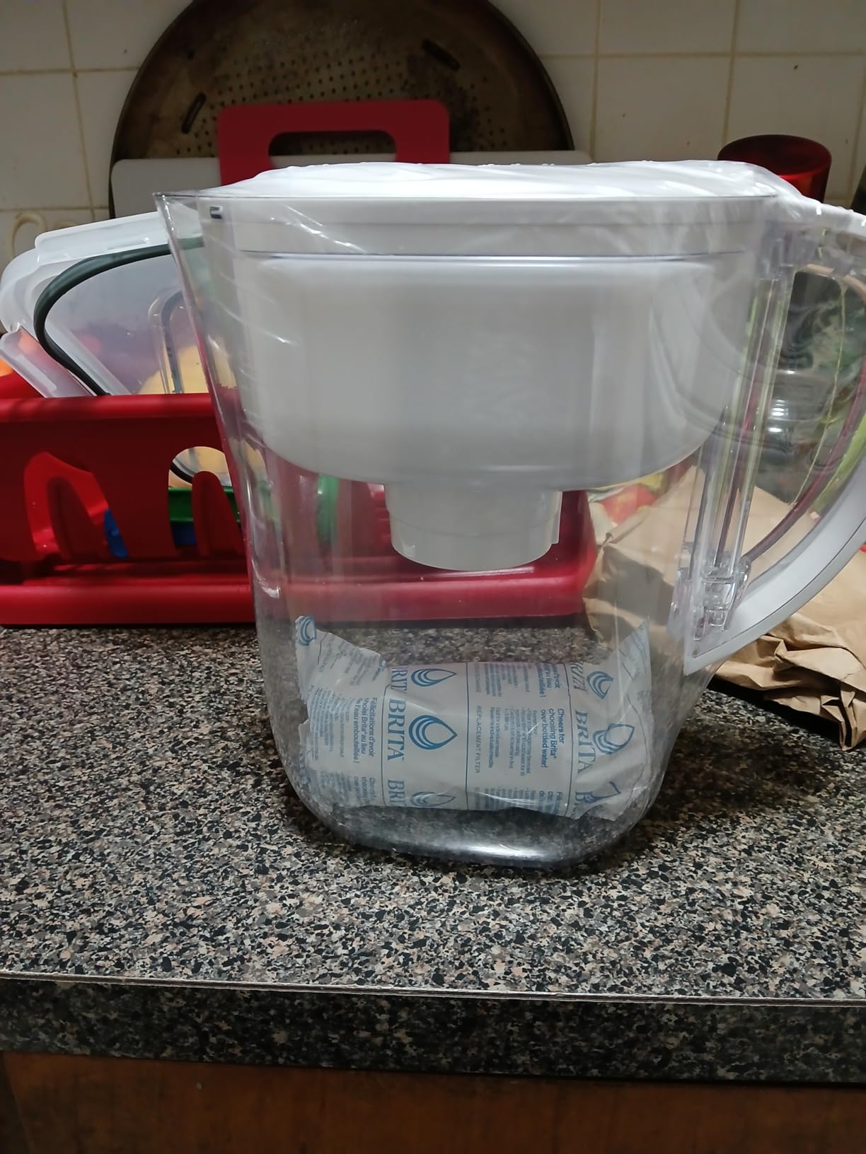 Brita Metro Water Filter Pitcher with SmartLight Change Indicator, BPA-Free, Replaces 1,800 Plastic Water Bottles a Year, Lasts Two Months, Includes 1 Filter, Small - 6-Cup Capacity, White - Customer Photo 2