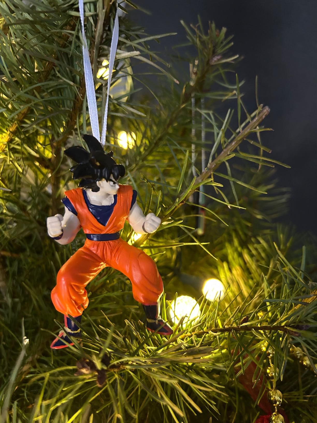 Hallmark Dragon Ball Z Saiyan Saga Goku Christmas Ornament (0003HCM0802) Customer Review Hallmark Dragon Ball Z Saiyan Saga Goku Christmas Ornament (0003HCM0802) - Customer Photo 1