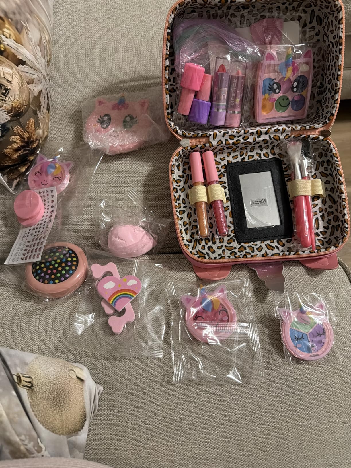 Heaning Kids Washable Makeup Girl Toys - Real Makeup Kit Kid Make up Set for Toddlers Children Princess Dress Up Christmas Birthday Gifts Toys for 3 4 5 6 7 8 9 10 11 12 Year Old Girls - Customer Photo 2