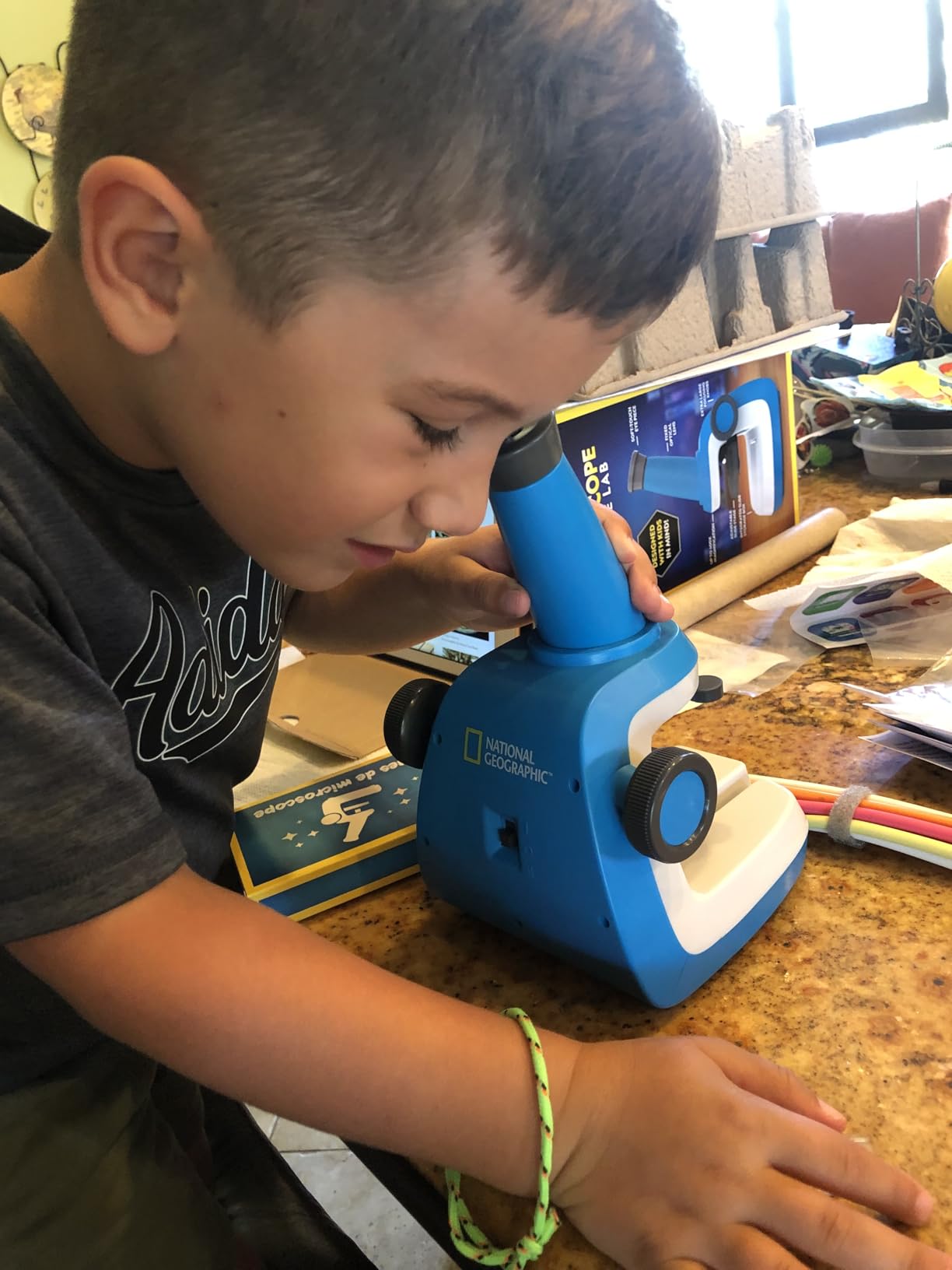 NATIONAL GEOGRAPHIC Microscope for Kids, Science Kit with an Easy-to-Use Kids Microscope, Up to 400x Zoom, Blank and Prepared Slides, Rock & Mineral Specimens, STEM Project Toy - Customer Photo 2