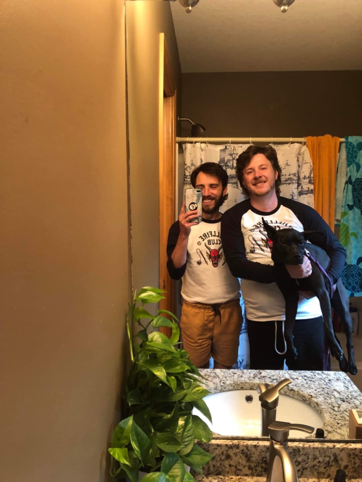 Stranger Things 4 Hellfire Club Logo Raglan Baseball Tee - Customer Photo 1