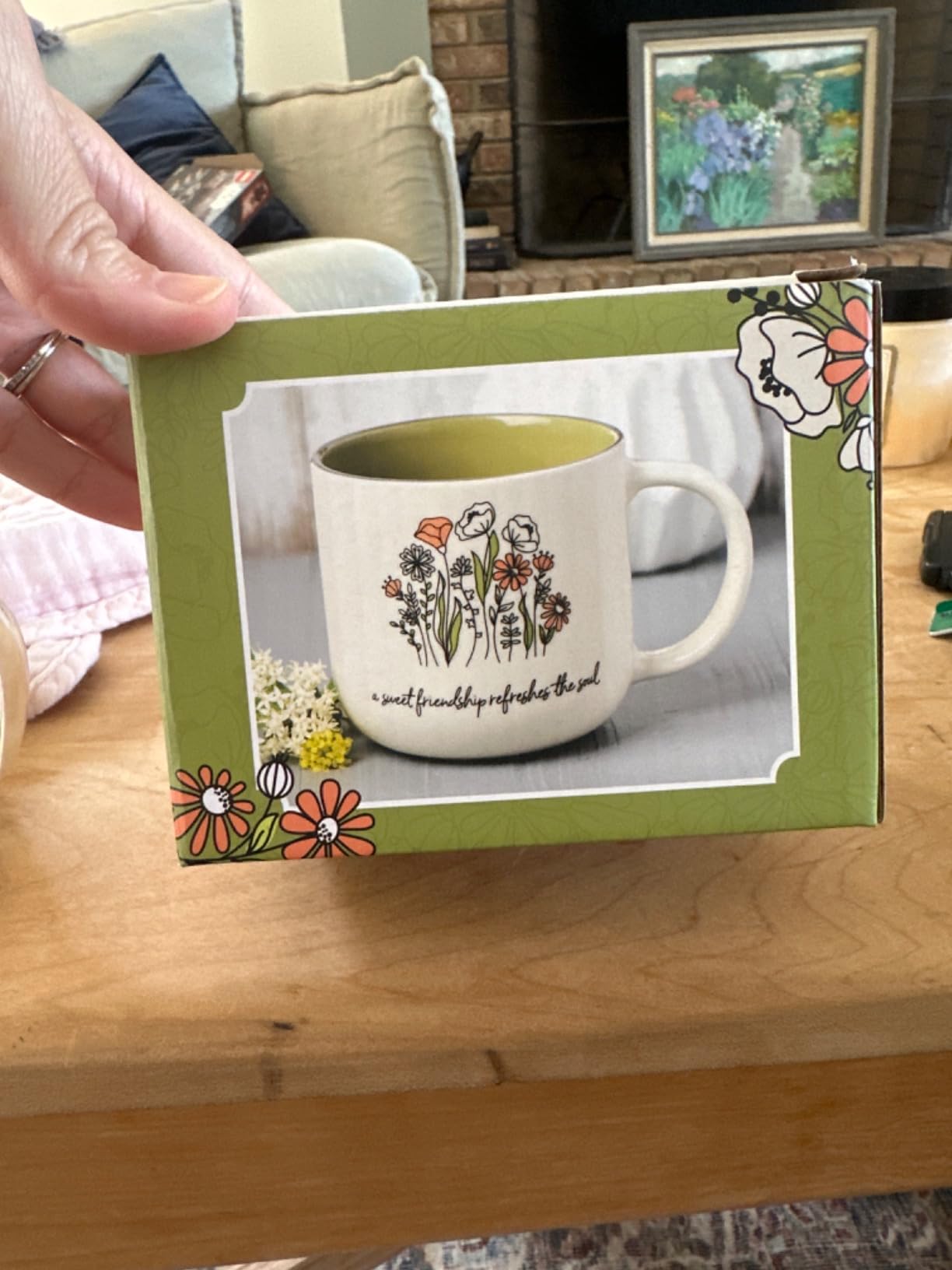 Christian Art Gifts Large Ceramic Coffee & Tea Mug for Women: Kind Words are Like Honey Inspirational Bible Verse, Non-toxic/Lead-free, Microwave/Dishwasher Safe Bumble Bee Cup, Yellow/White, 15 oz. - Customer Photo 1