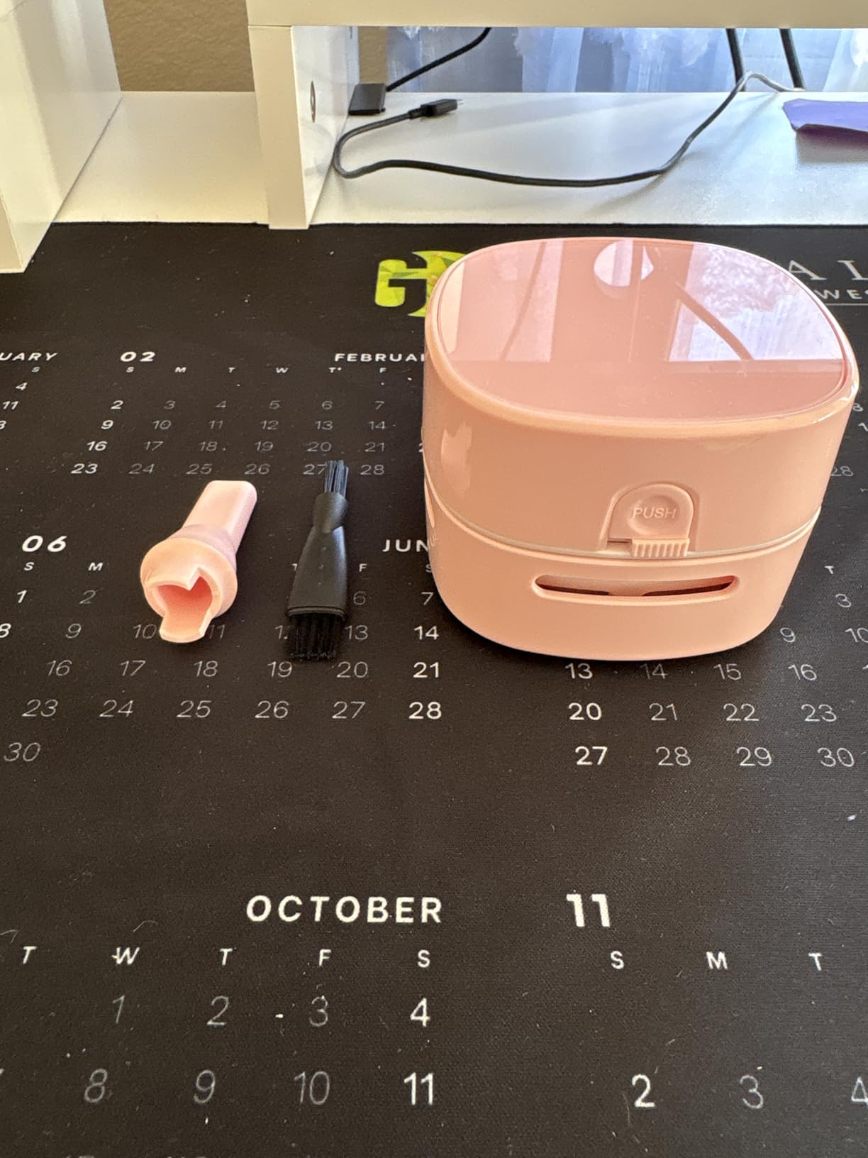 ODISTAR Desktop Vacuum Cleaner, Mini Table dust Sweeper Energy Saving,High Endurance up to 400 mins,360º Rotatable Design for Keyboard/Home/School/Office (Pink) - Customer Photo 1