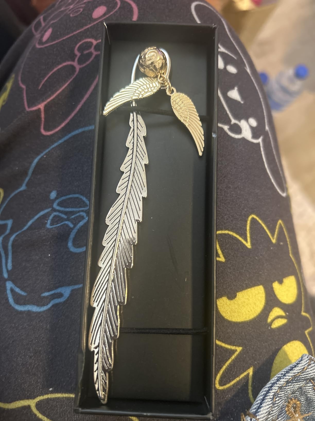 Harry Potter Metal Bookmark with Hanging Charm Golden Snitch Hogwarts Reading Gifts Book Lovers Gift Box (Golden Snitch) - Customer Photo 3