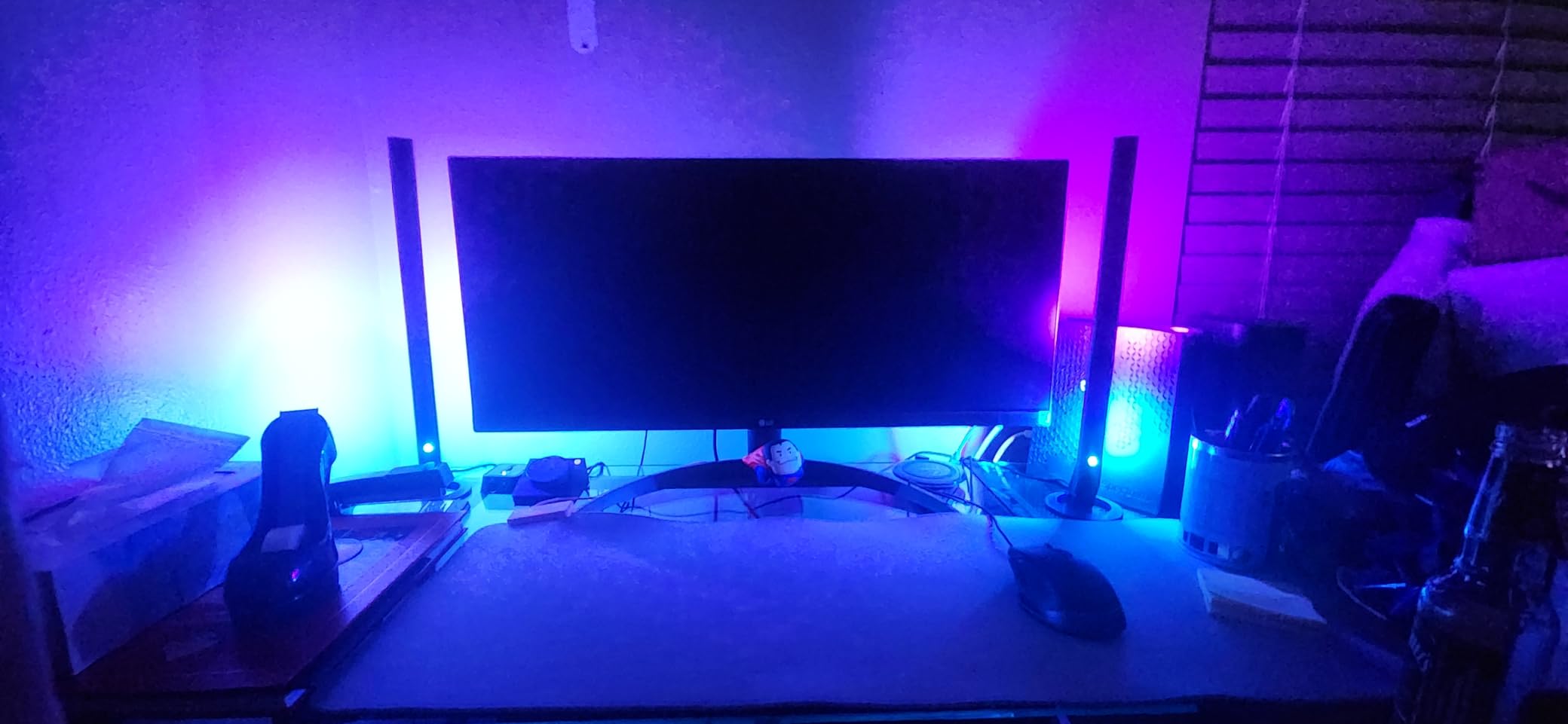 Govee RGBIC Gaming Light Bars H6047 with Smart Controller, Wi-Fi Smart LED Gaming Lights with Music Modes and 60+ Scene Modes Built, Works with Alexa & Google Assistant, Game Room Lights Decor - Customer Photo 2