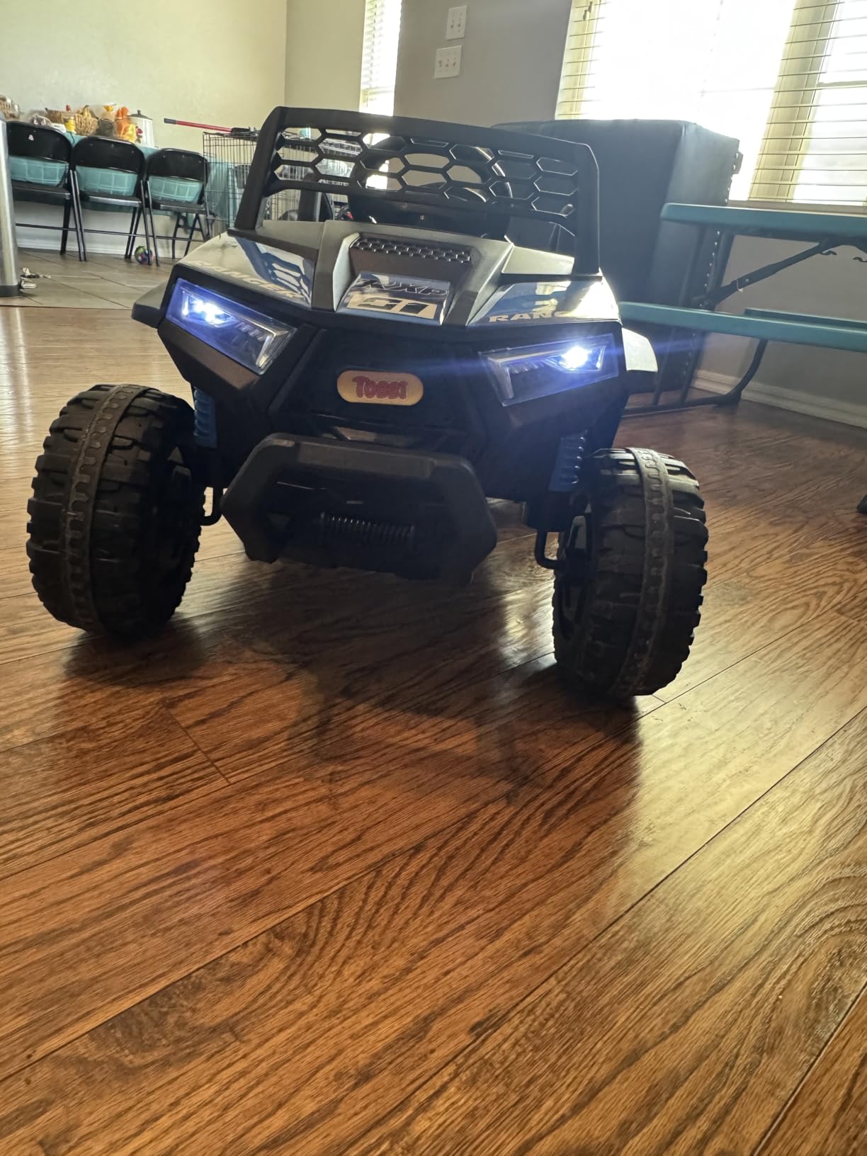 TOBBI 12V Kids Ride On Car Toy, Toddlers Electric Off-Road Truck, Battery-Powered 4 Wheels Vehicle to Drive with 25W Dual Motors/Safety Belt/Horn/Music & LED for Chirdren Aged 3-6 Years-Blue - Customer Photo 1