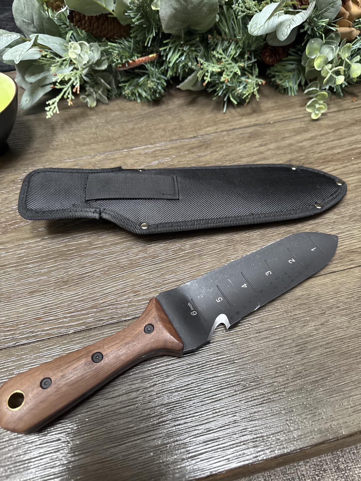 Hori Hori Garden Knife, Garden Tools with Sheath for Weeding, Planting, Digging, 7 Inch Stainless Steel Blade with Cutting Edge, Full-Tang Wood Handle with Hanging Hole customer photo 1