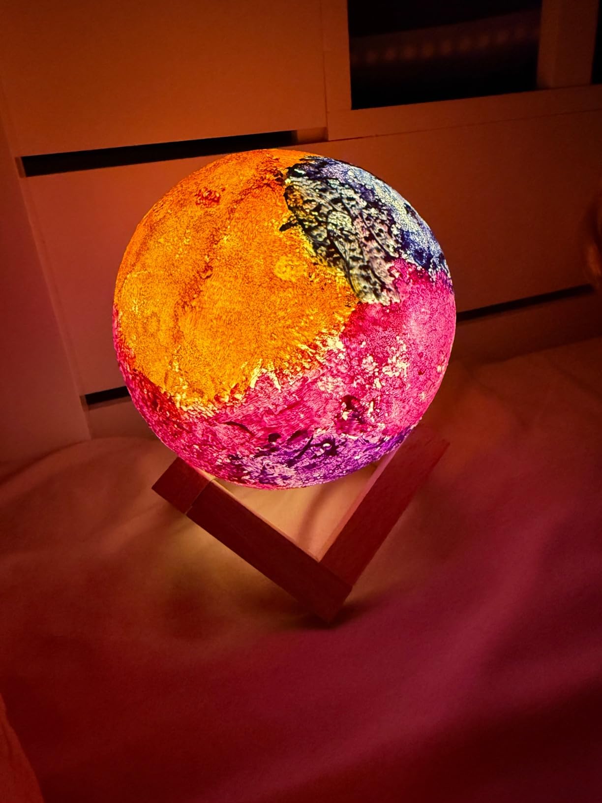 Paint Your Own Moon Lamp Kit, Cool Gifts DIY 3D Moon Night Light, Arts and Crafts for Kids Ages 8-12, Space Art Supplies Craft Kits, Girls Boy Birthday & Christmas Gifts Ages 3 4 5 6 7 8 9 10 11 12+ - Customer Photo 1