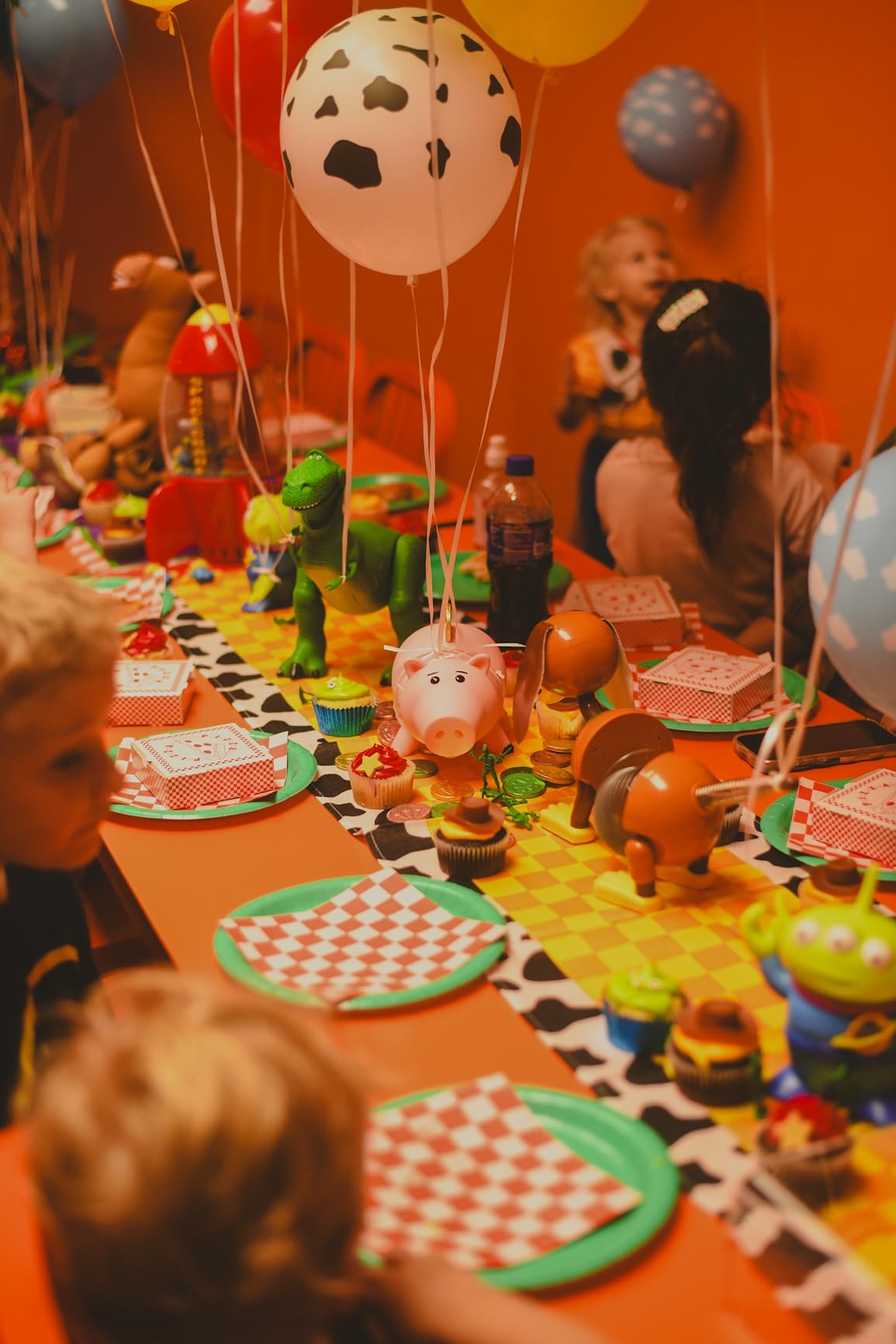 Piggy Bank, Cute Plastic Coin Bank for Boys and Girls, Unbreakable Pig Money Bank for Kids Gift (Pink) Customer Review Piggy Bank, Cute Plastic Coin Bank for Boys and Girls, Unbreakable Pig Money Bank for Kids Gift (Pink) - Customer Photo 3