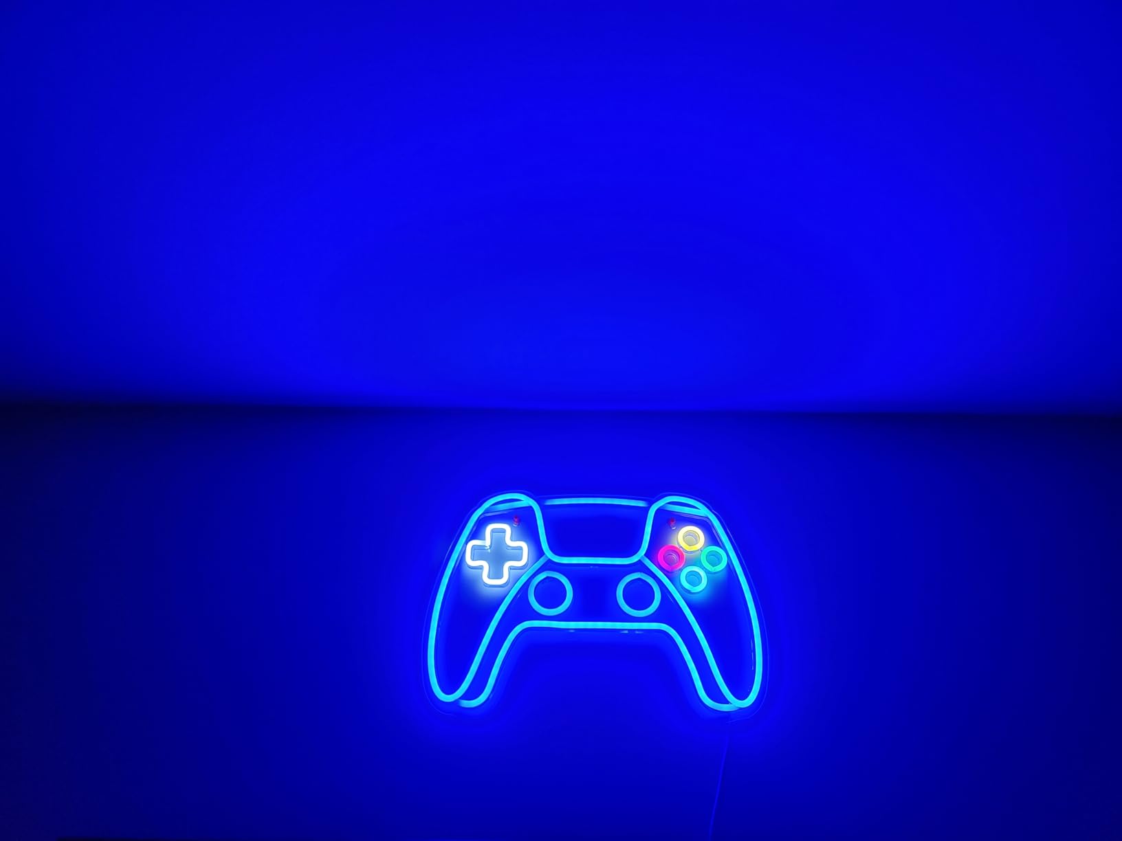 Gamer Neon Sign, Gamepad Shaped LED Neon Sign for Gamer Room Decor, Gaming Neon Sign for Boys Room Decor, Neon Gaming Sign for Gaming Wall Decor, USB Powered Gamer Gifts for Teens, Boys, Kids - Customer Photo 1