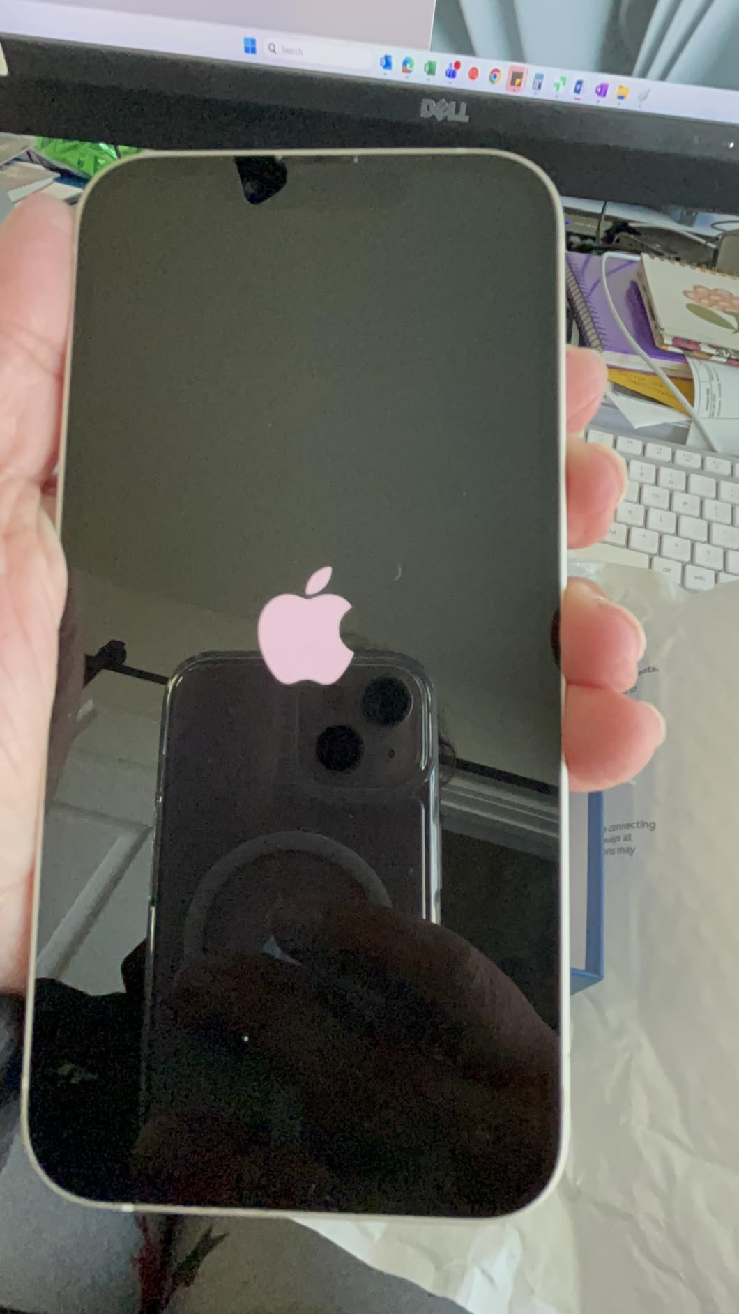 Apple iPhone 14 (Renewed), 128GB, Blue - Unlocked - Customer Photo 1