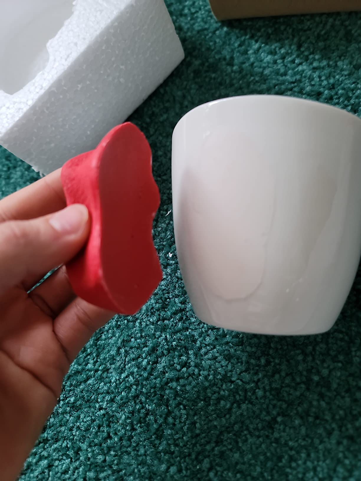 Dubbs Hardware Rock Climbing Mug – Train your grip while having a cup of coffee. Ceramic and with real climbing holds, popular Rock Climbing Gifts - Red - Customer Photo 1