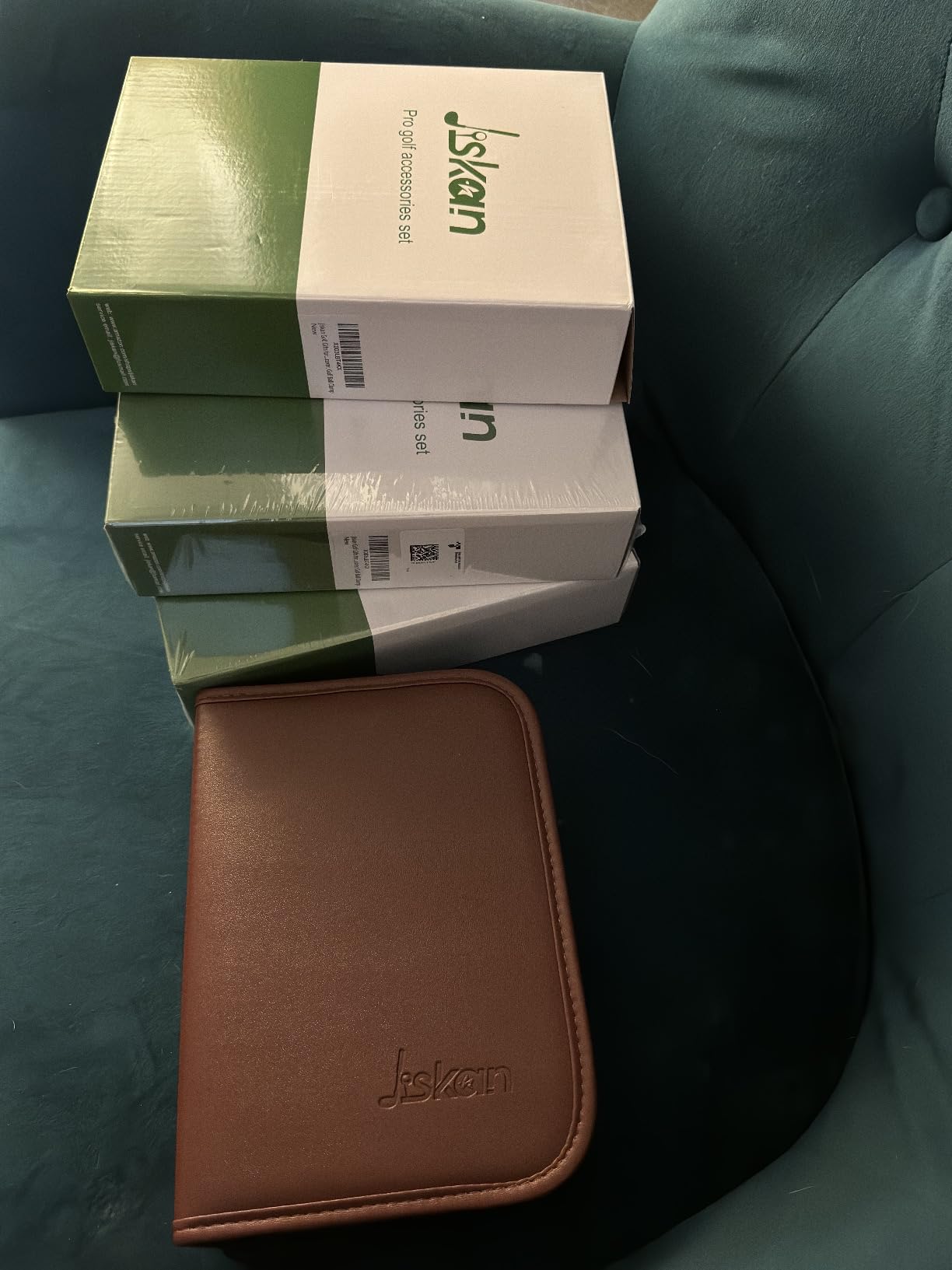 Golf Gifts for Men and Women, Golf Accessories Set with Hi-End Case, Golf Balls, Rangefinder, Golf Tees, Brush, Multifunctional Divot Knife, Scorer, Golf Ball Clamp - Customer Photo 3