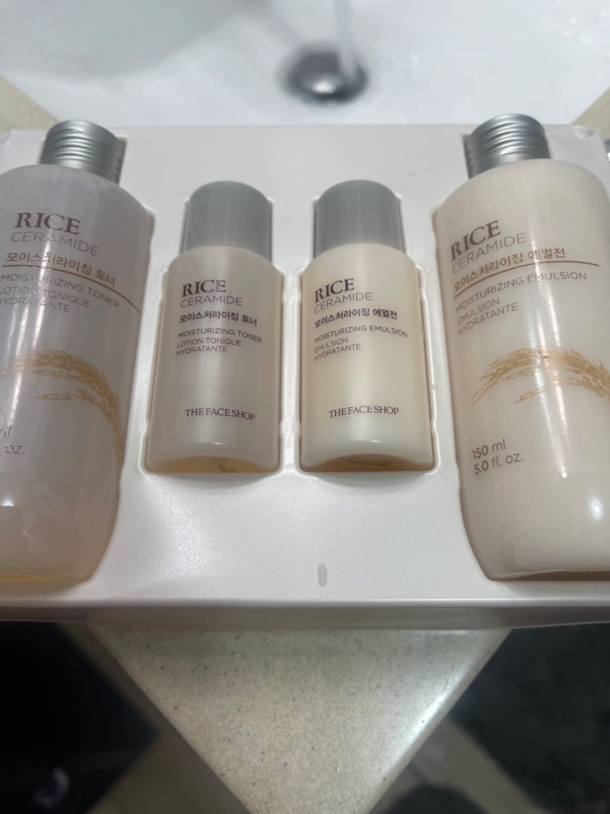 The Face Shop Rice Ceramide Moisturizing Skincare Set - Toner & Moisturizer, Korean Skin Care with Rice Water, Gift Set, Travel Size, Hydrating for Dry Skin - Customer Photo 1