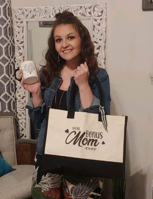 Cabtnca Christmas Gifts for Stepmom, I'm Your Favorite Stepchild Mug, Christmas Birthday Mother's Day Gifts for Stepmom Stepdad from Stepchild Daughter, 11Oz Customer Review Cabtnca Christmas Gifts for Stepmom, I'm Your Favorite Stepchild Mug, Christmas Birthday Mother's Day Gifts for Stepmom Stepdad from Stepchild Daughter, 11Oz - Customer Photo 1