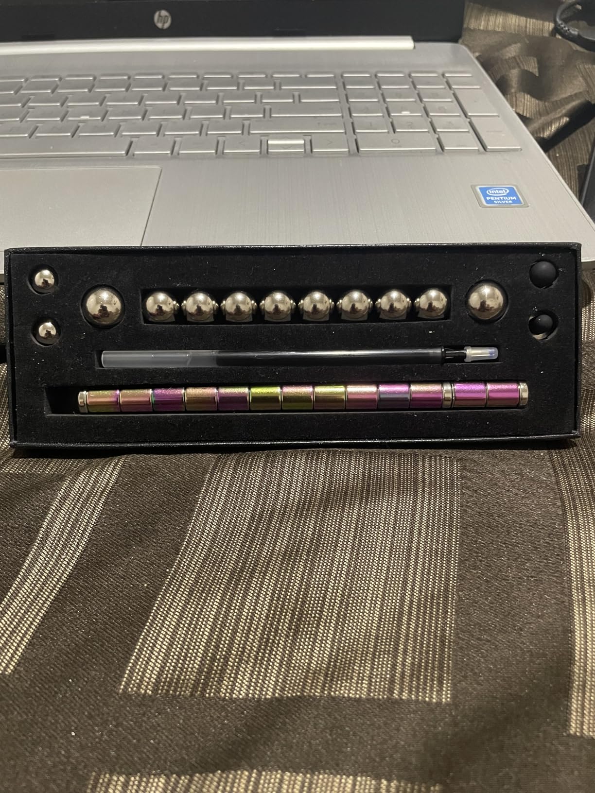 Magnetic Fidget Toy Pen - Decompression Gift for Teenagers & Kids - Customer Photo 2