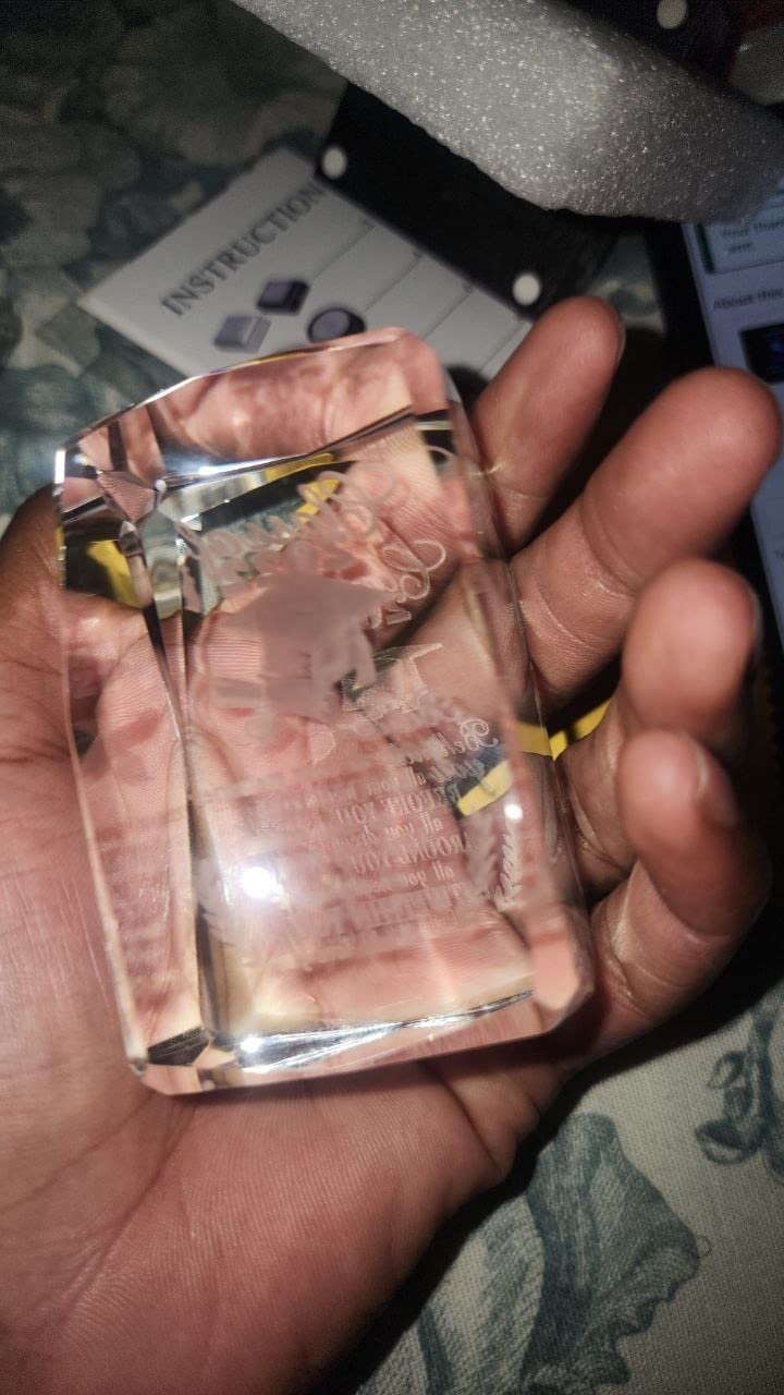 Movdyka 2025 Graduation Gifts for Her Him, 3D Layser Engraved Class of 2025 with Base, Unique High School College Graduation Gift Ideas for Women Men Girls Daughter Son Unisex Customer Review Movdyka 2025 Graduation Gifts for Her Him, 3D Layser Engraved Class of 2025 with Base, Unique High School College Graduation Gift Ideas for Women Men Girls Daughter Son Unisex - Customer Photo 2