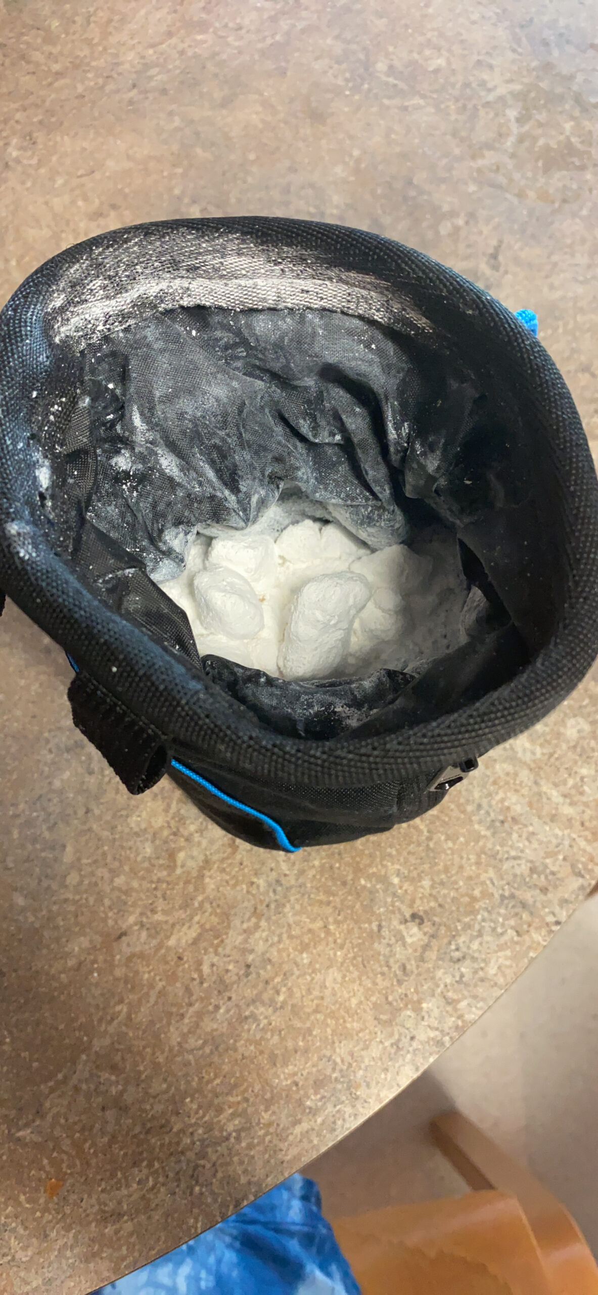 Premium Loose Climbing Chalk - High-Performance Hand Chalk with Superior Grip for Bouldering, Climbing, Weightlifting & More - Long Lasting & Skin Friendly Powdered Chalk - Customer Photo 1