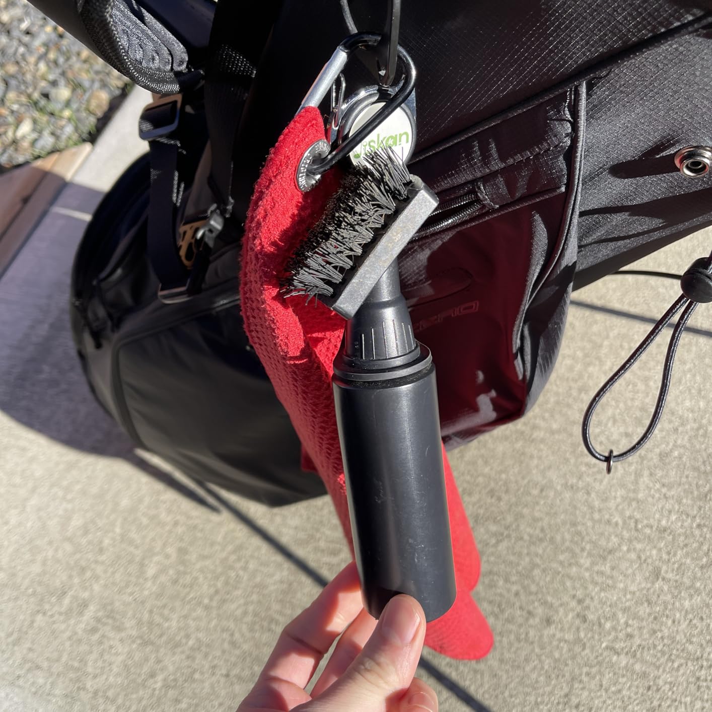 Pro Golf Club Brush Cleaner with Retainer Clip and Squeeze Water Bottle 7.5 Inches Holds 4 Ounces of Water, Essentials Golf Accessories for Men, Best Golf Gifts for Men - Customer Photo 2