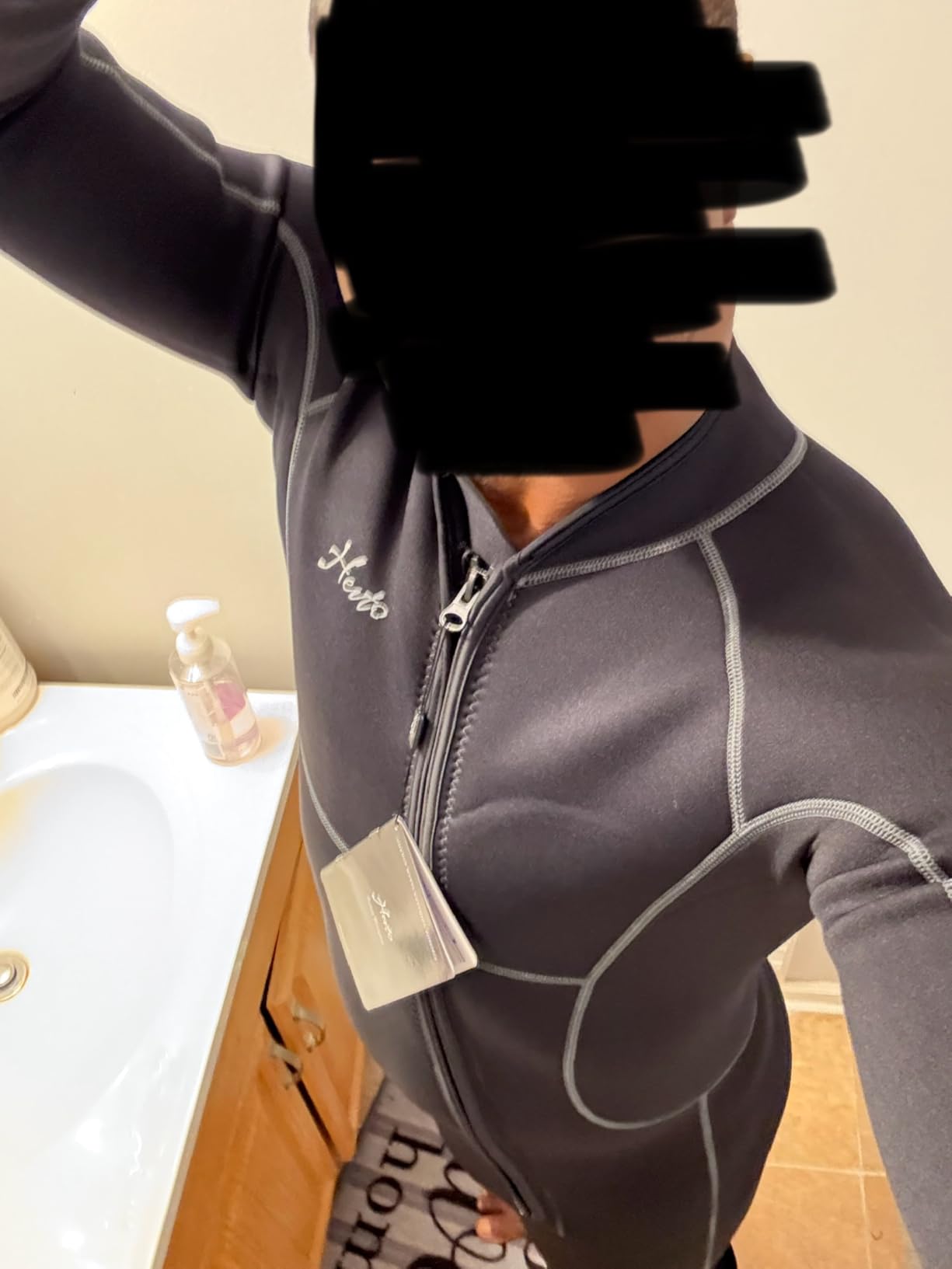 Hevto Men Wetsuits 3/2mm Neoprene Wet Suit Back Front Zip in Cold Water for Surfing Swimming Diving - Customer Photo 2