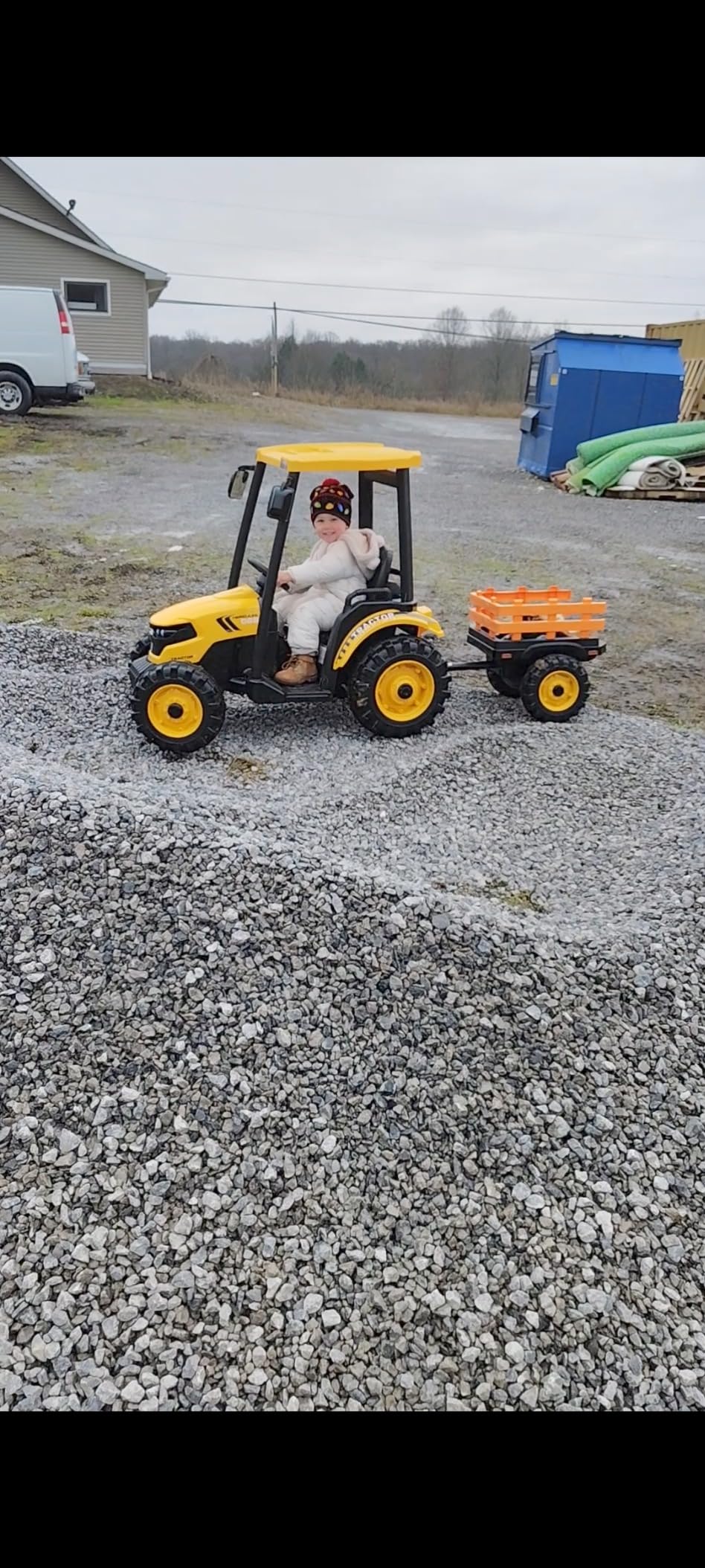 Kidsera 24V Kids Ride on Tractor with Trailer & Front Loader, 3 In1 Tractor 4-Gearbox 24volt Dual Motors Metal Frame, 24V Ride on Toys for Big Kids, Power Wheels Kids Electric Vehicles (Yellow) - Customer Photo 1