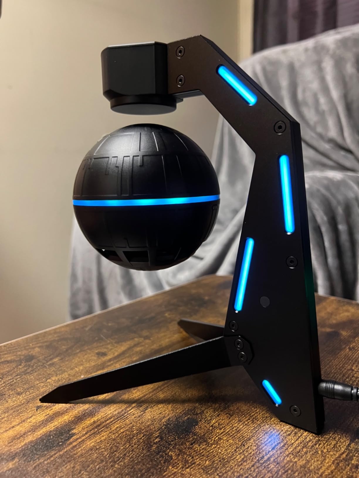 Magnetic Levitation Bluetooth Speaker,Playing Music and Floating in The air,with 5W Louder Sound,Bluetooth 5.1,Cool Tech Gadgets for Men,Unique Gifts for Home Office Decor - Customer Photo 1