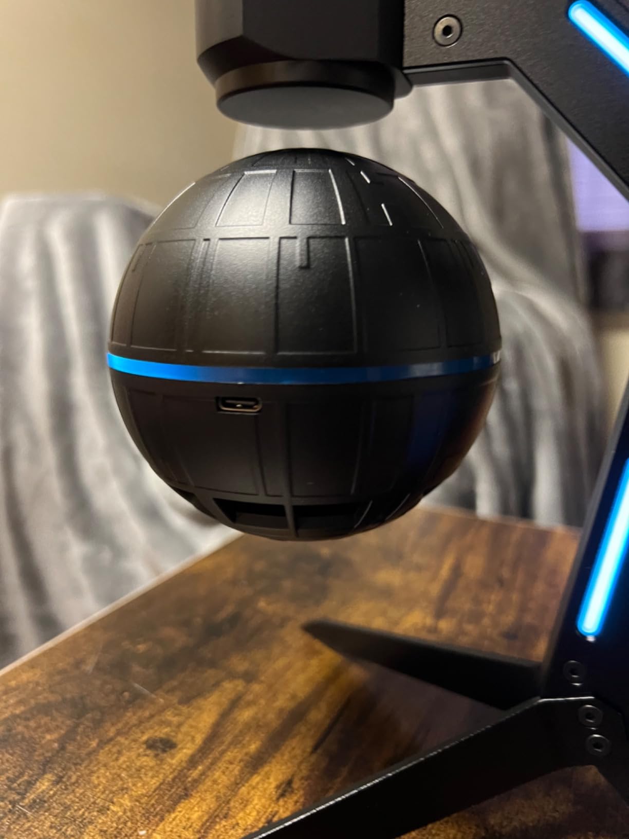 Magnetic Levitation Bluetooth Speaker,Playing Music and Floating in The air,with 5W Louder Sound,Bluetooth 5.1,Cool Tech Gadgets for Men,Unique Gifts for Home Office Decor - Customer Photo 2