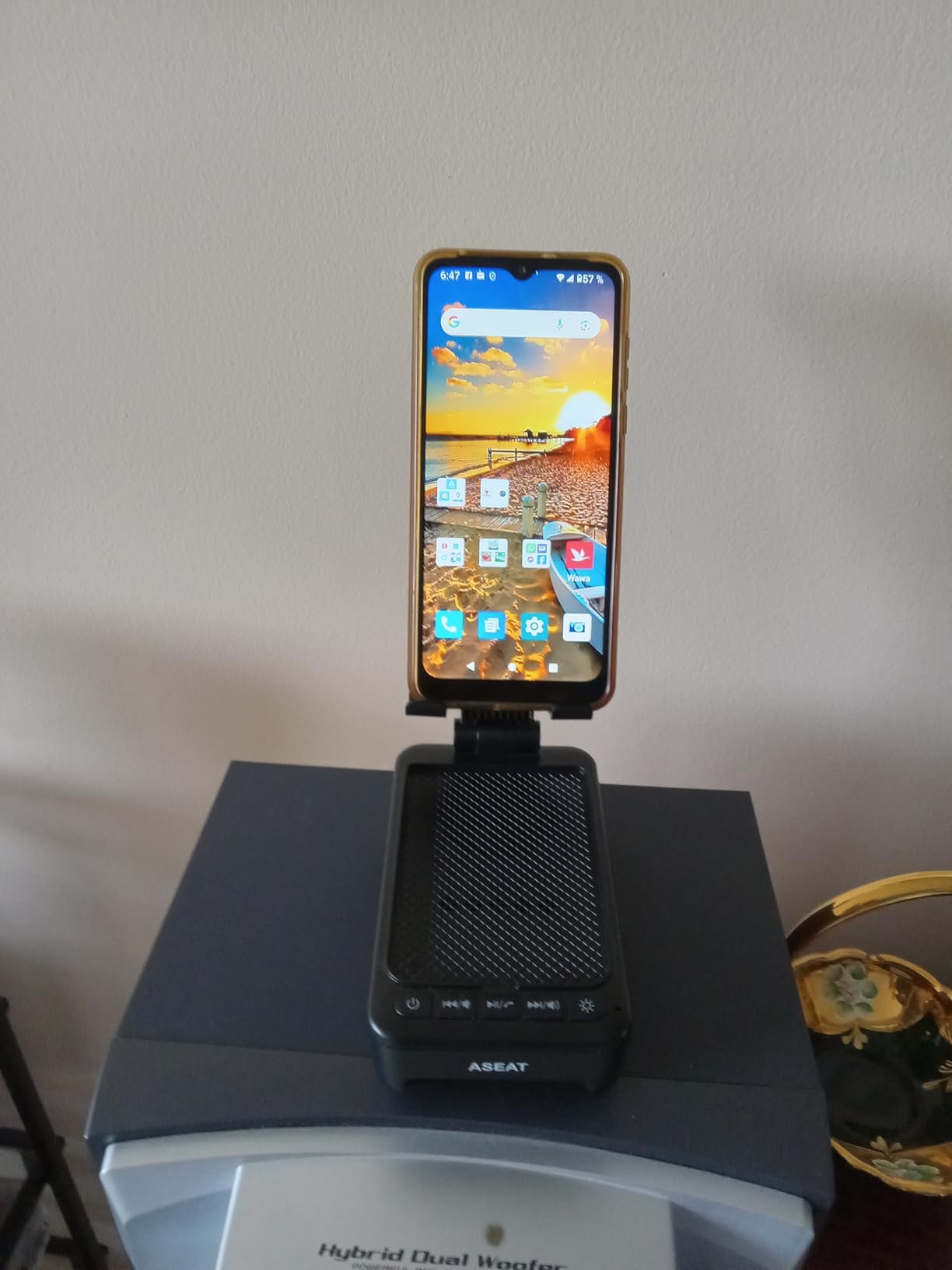 Gifts for Men Him, Cell Phone Stand with Bluetooth Speaker&Led Color Changing Light - Customer Photo 5