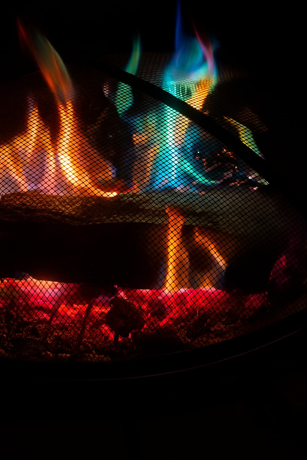 MEKER Fire Color Changing Packets - Fire Pit, Campfires, Outdoor Fireplaces, Bonfire - Fire Color - Perfect Fire Camping Accessories for Kids & Adults (12 Pack) - Customer Photo 1