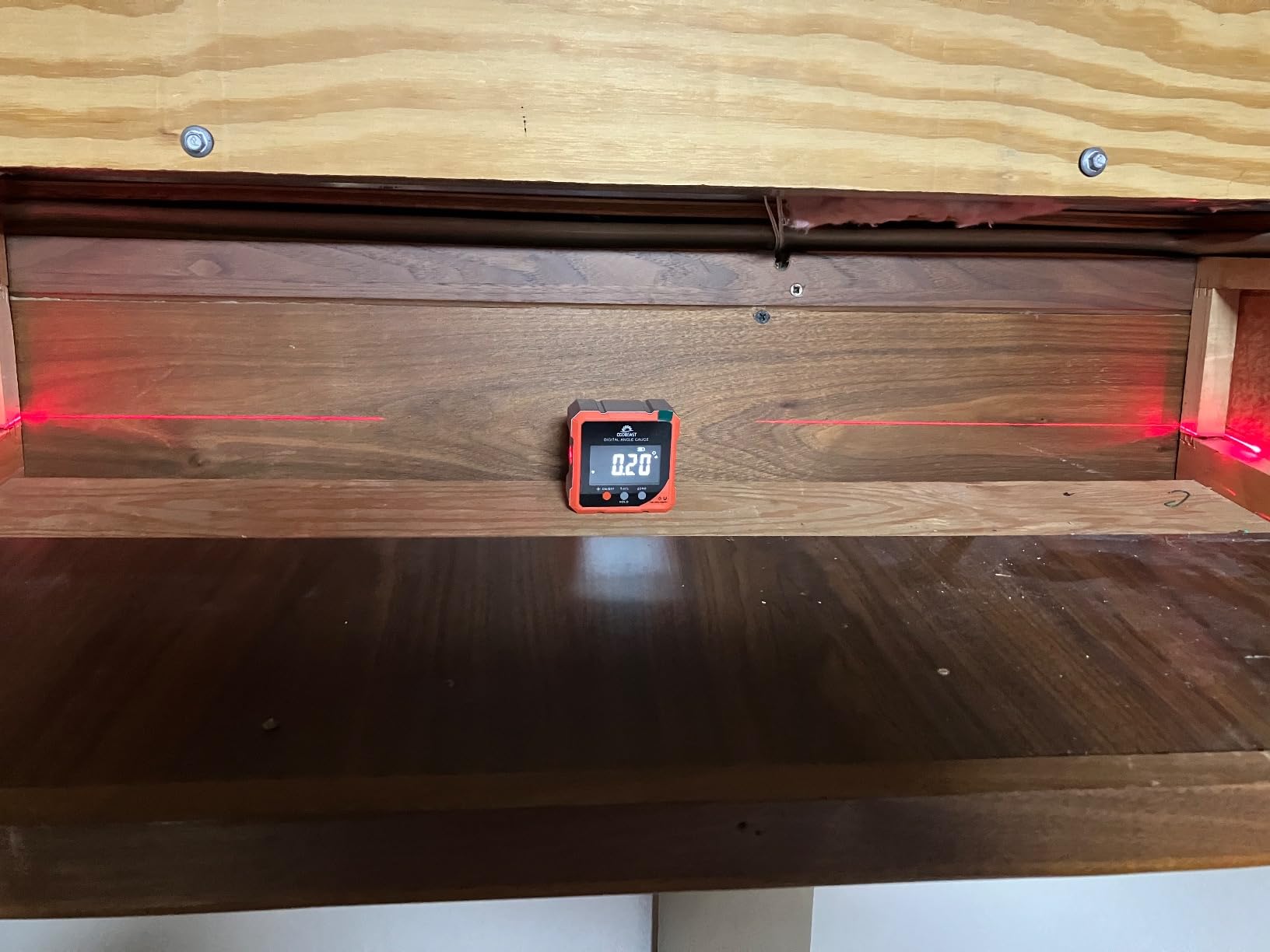 Digital Angle Finder with Laser, 4-side Magnetic Digital Angle Gauge, Rechargeable Mini Digital Protractor Measuring Tool, Cube Inclinometer with Backlight for Woodworking Tablesaw Gift for Men - Customer Photo 2