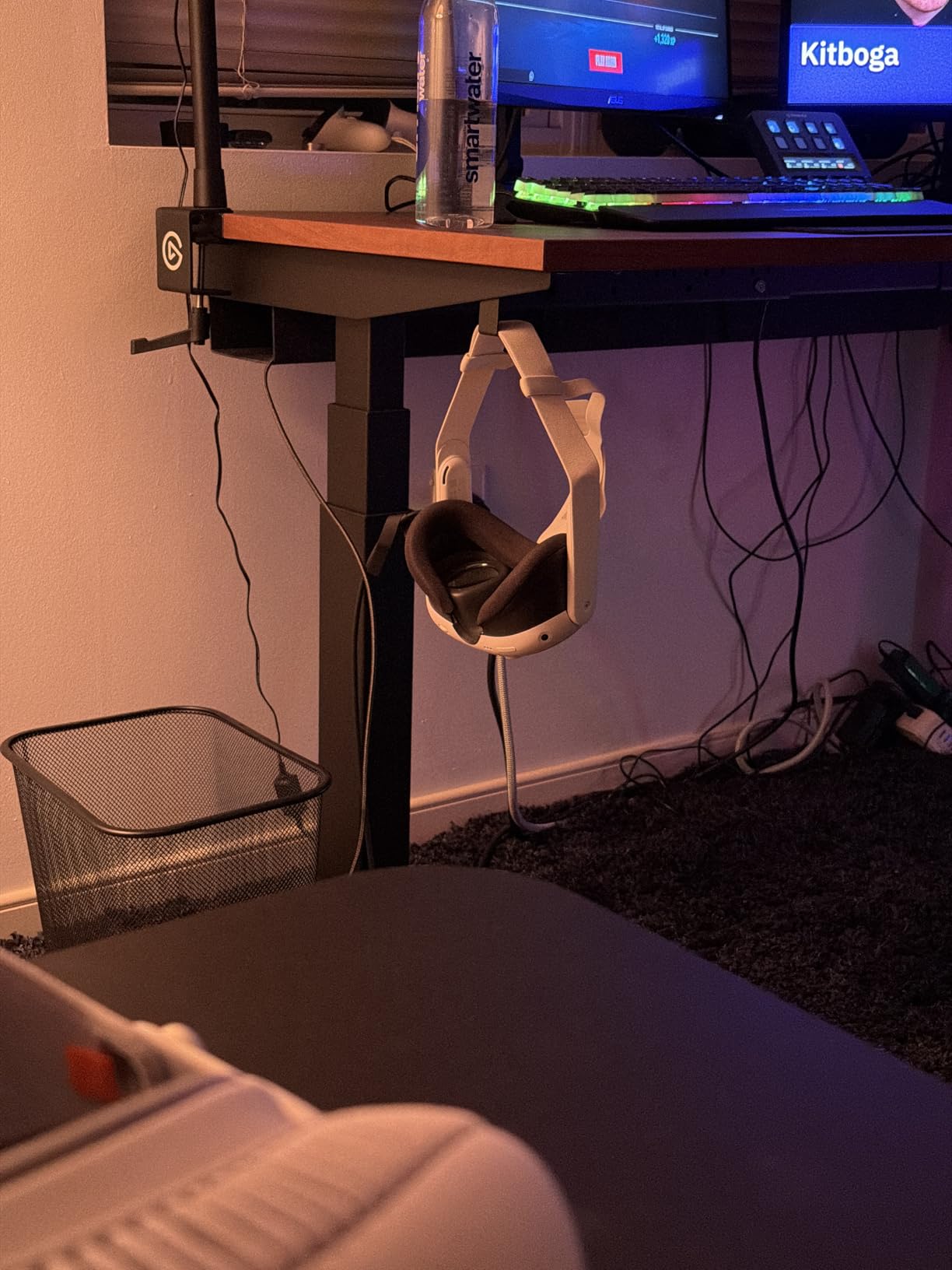 Meta Quest 3 512GB | VR Headset — Thirty Percent Sharper Resolution — 2X Graphical Processing Power — Virtual Reality Without Wires — Access to 40+ Games with a 3-Month Trial of Meta Horizon+ Included Customer Review Meta Quest 3 512GB | VR Headset — Thirty Percent Sharper Resolution — 2X Graphical Processing Power — Virtual Reality Without Wires — Access to 40+ Games with a 3-Month Trial of Meta Horizon+ Included - Customer Photo 1