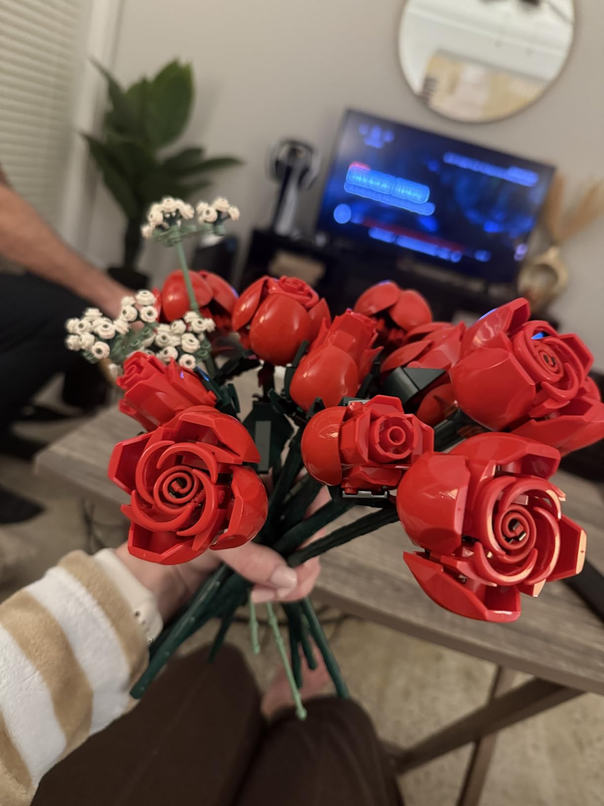 LEGO Botanicals Bouquet of Roses Artificial Flowers - Fake Red Roses Building Set for Adults, Ages 18+ - Gifts for Anniversary for Women & Men - Home Decor for Table Display - 10328 - Customer Photo 2