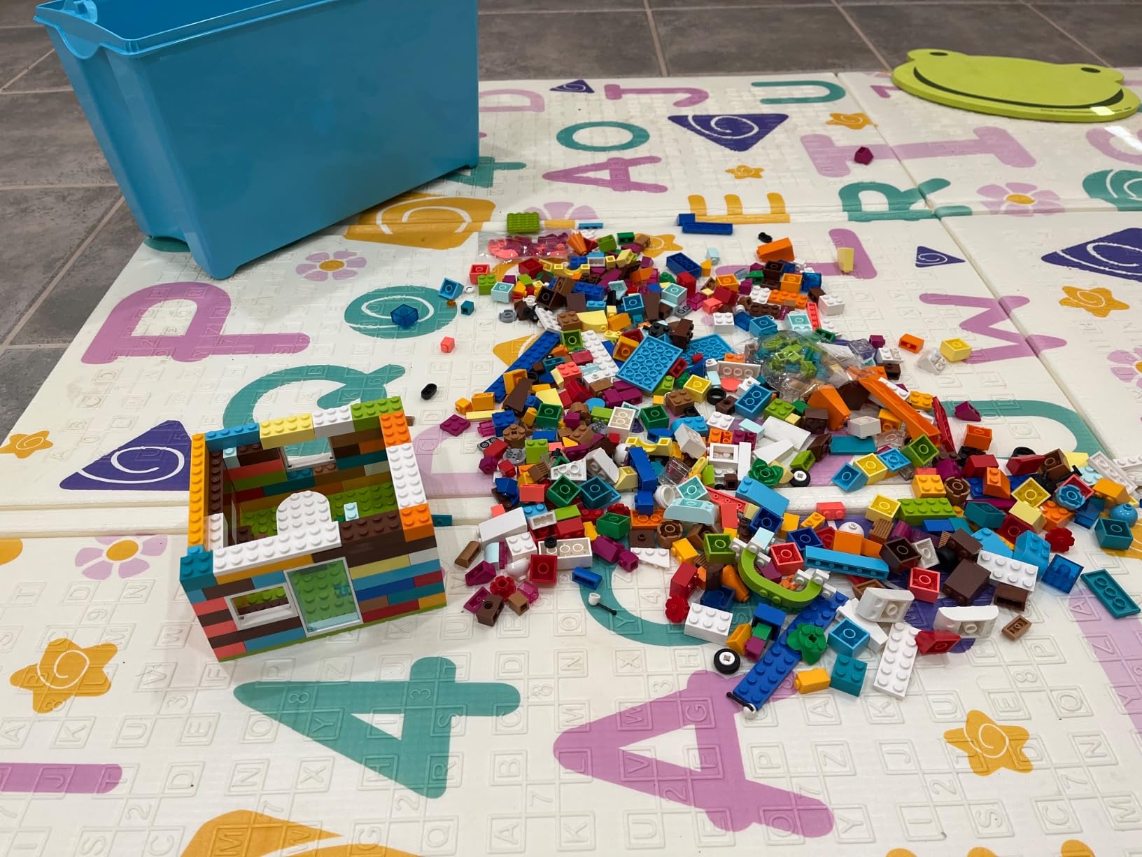 LEGO Classic Vibrant Creative Brick Box Building Blocks - Sensory & Learning Toys for Boys & Girls, Ages 4+ Years - Pretend Play Preschool Toys - Gift for Christmas - 11038 - Customer Photo 3