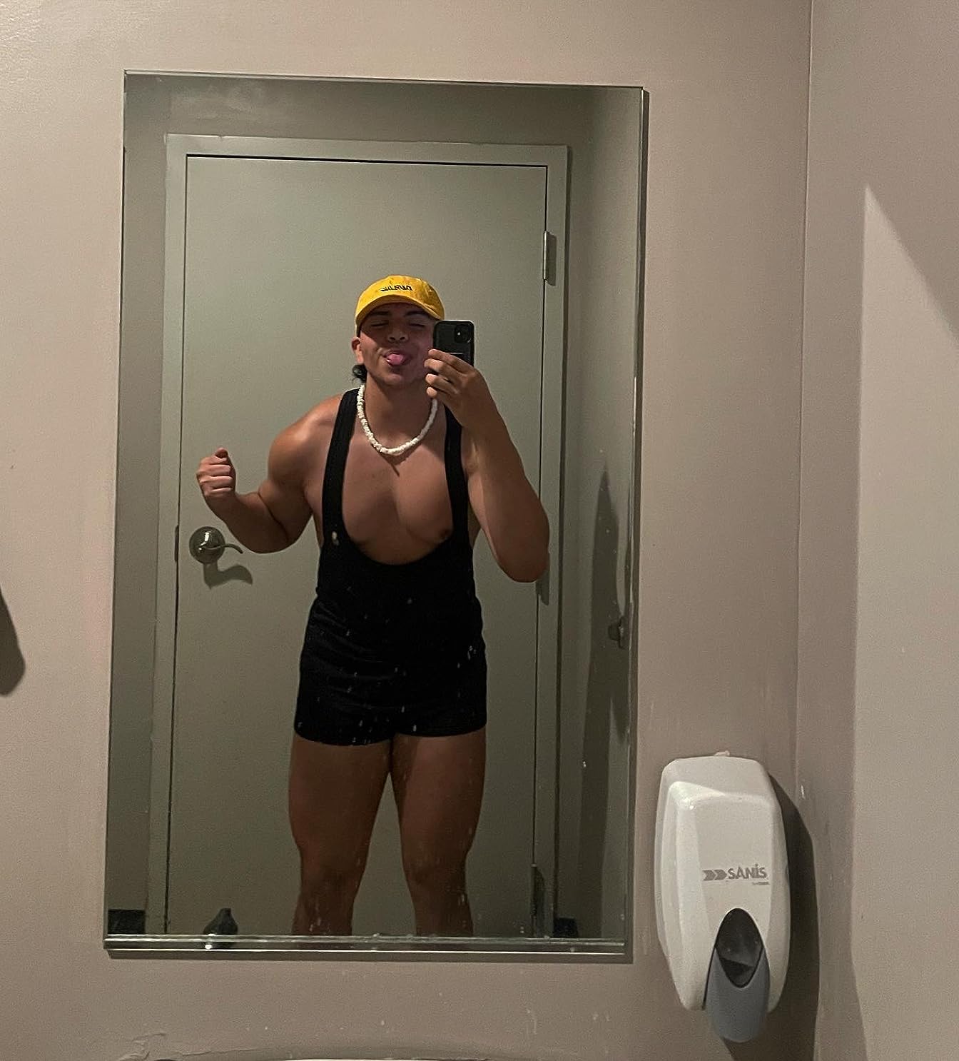 Natural Shark Tooth Necklace for Men, Genuine Fossil Shark Teeth, Cool Sharktooth Beach Necklaces for Women, Beachy Surfer Choker Jewelry Customer Review Natural Shark Tooth Necklace for Men, Genuine Fossil Shark Teeth, Cool Sharktooth Beach Necklaces for Women, Beachy Surfer Choker Jewelry - Customer Photo 2