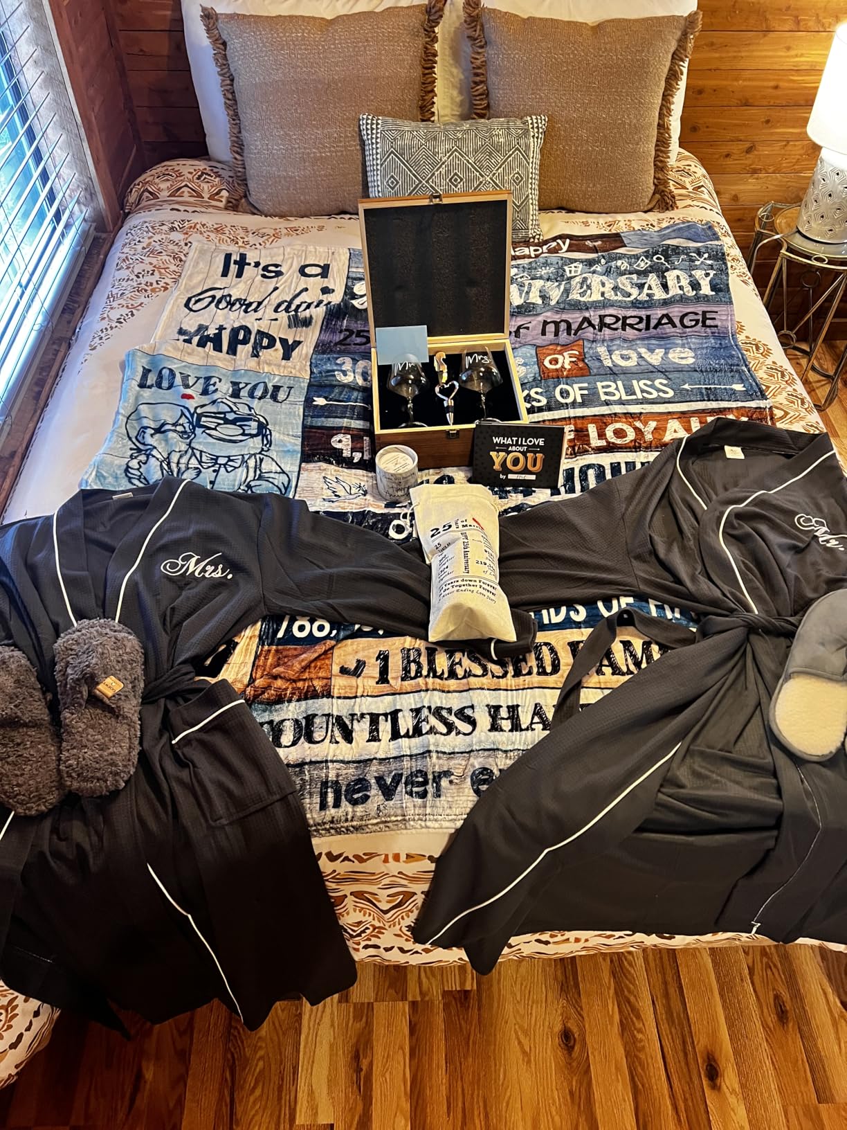 AW BRIDAL Mr and Mrs Waffle Knit Robe Set for Wedding Engagement Gifts, Anniversary Matching Robes for Couples, Women and Men Customer Review AW BRIDAL Mr and Mrs Waffle Knit Robe Set for Wedding Engagement Gifts, Anniversary Matching Robes for Couples, Women and Men - Customer Photo 1