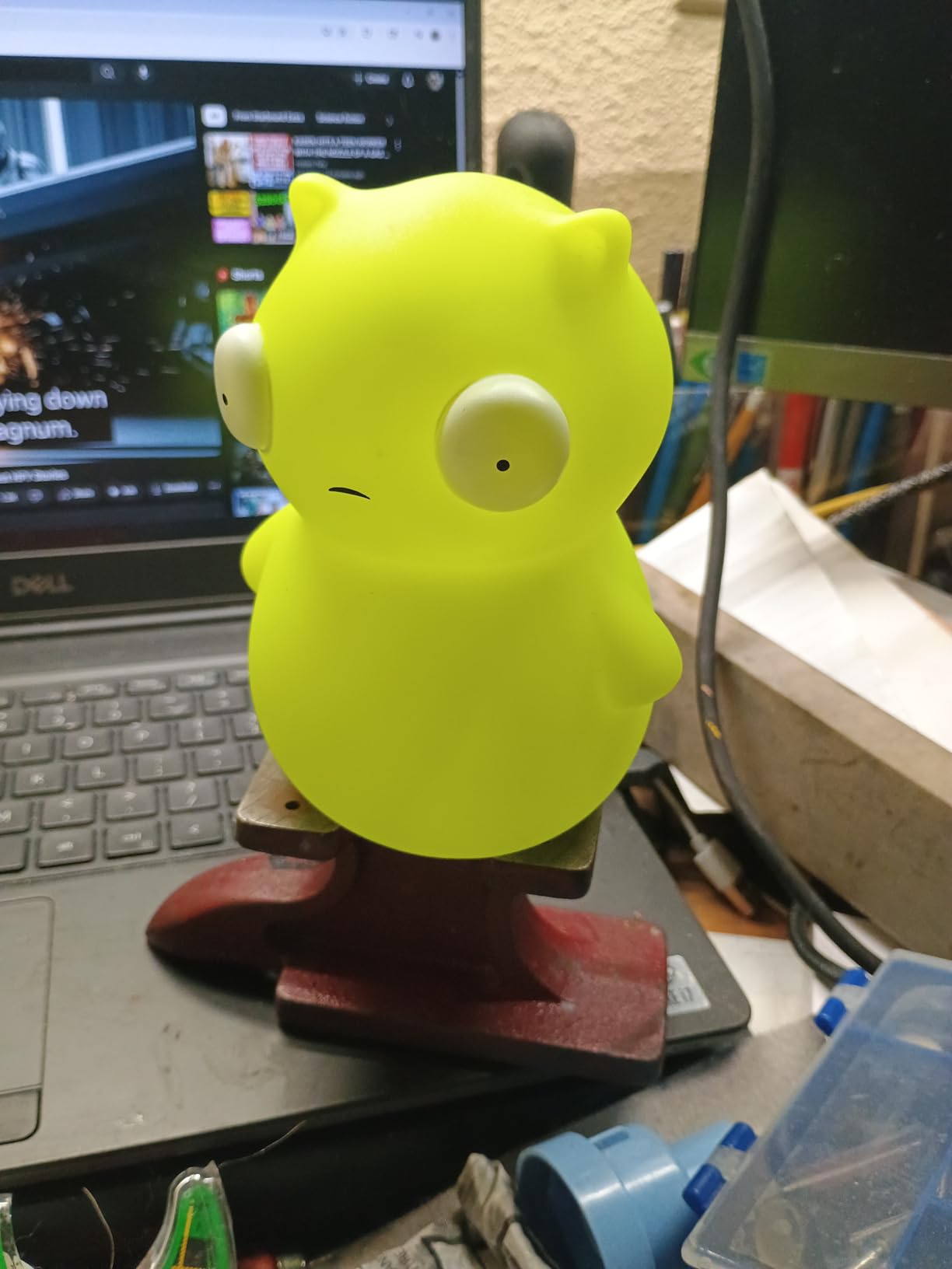 Bobs Burgers Kuchi Kopi Glow in The Dark 6'' Vinyl Figure - Customer Photo 3