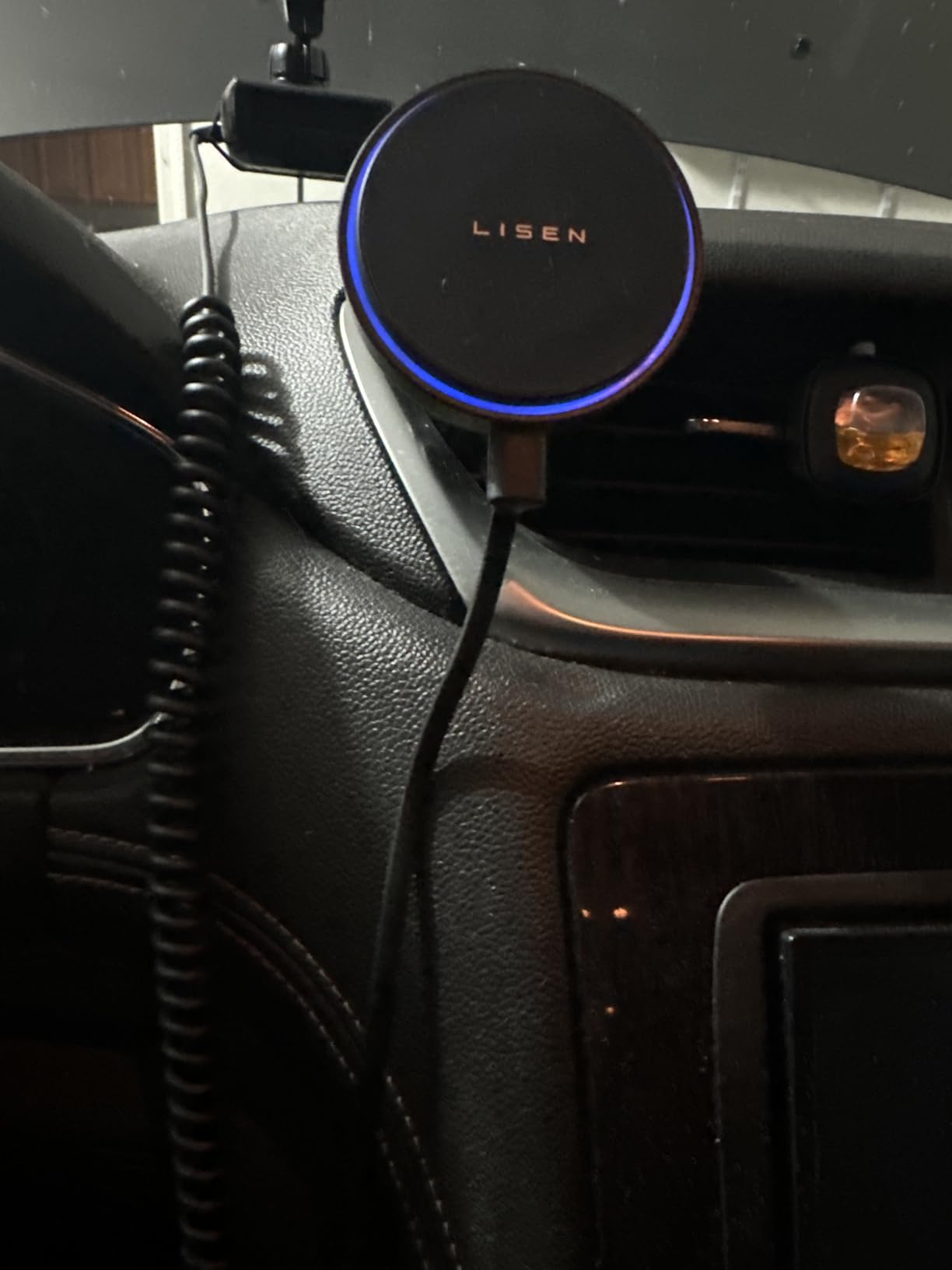 LISEN 15W MagSafe Car Mount Charger, Travel MagSafe Charger, Wireless Car Charger, Magnetic Phone Holder for Car, for iPhone 17-12, Samsung customer photo 1