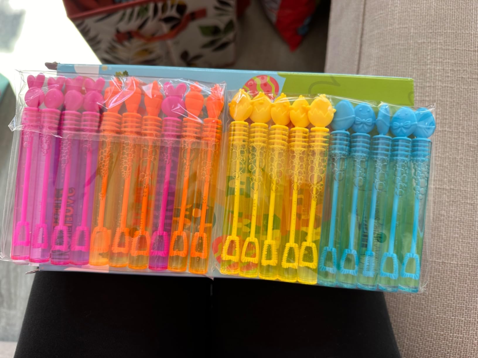 32 Pack Easter Basket Stuffers Party Favors for Toddlers, Easter Mini Bubbles Wands Toys Gifts stuff for Kids, Non Candy Goodie Gift Bags Pinata Fillers,Classroom Prizes Treats Trinkets for Boys Girls Customer Review 32 Pack Easter Basket Stuffers Party Favors for Toddlers, Easter Mini Bubbles Wands Toys Gifts stuff for Kids, Non Candy Goodie Gift Bags Pinata Fillers,Classroom Prizes Treats Trinkets for Boys Girls - Customer Photo 2