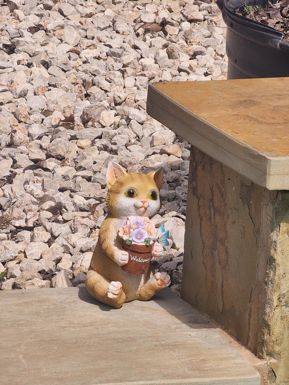 GIGALUMI Solar Garden Decor Flower Pot Cat Statues Outdoor, Birthday Gifts for Women Mom Grandma Senior Elder, Cat Ornament for Balcony, Garden, Patio, Yard, Lawn - Customer Photo 2