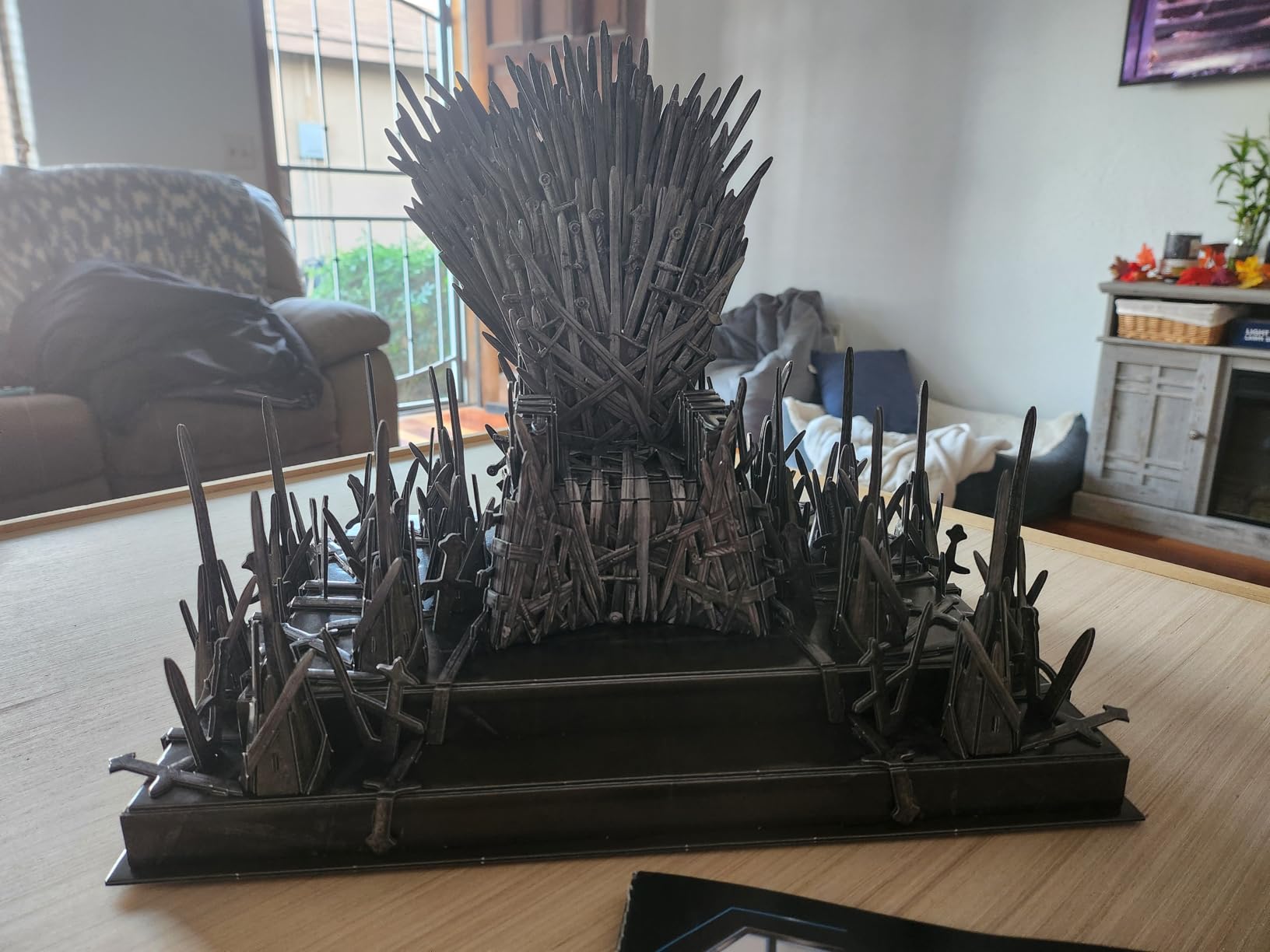 4D Build, Game of Thrones Iron Throne 3D Model Kit, GOT Collectibles & Desk Décor, Adult Puzzles for Fantasy Book GOT Fans, 3D Puzzles for Adults & Teens, 219 Pieces, for Ages 12 & Up - Customer Photo 2