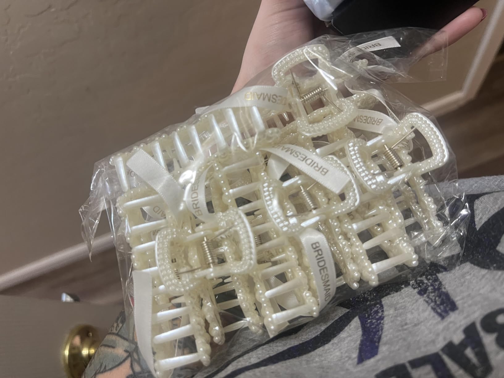 DEEKA Bridesmaid Proposal Gifts 8 Pack Pearl Bridesmaid Hair Claw Clips with Ribbon 3 Inch Hair Clips Bachelorette Party Favors Bridal Party Present Hair Accessories (Half Circle) Customer Review DEEKA Bridesmaid Proposal Gifts 8 Pack Pearl Bridesmaid Hair Claw Clips with Ribbon 3 Inch Hair Clips Bachelorette Party Favors Bridal Party Present Hair Accessories (Half Circle) - Customer Photo 1