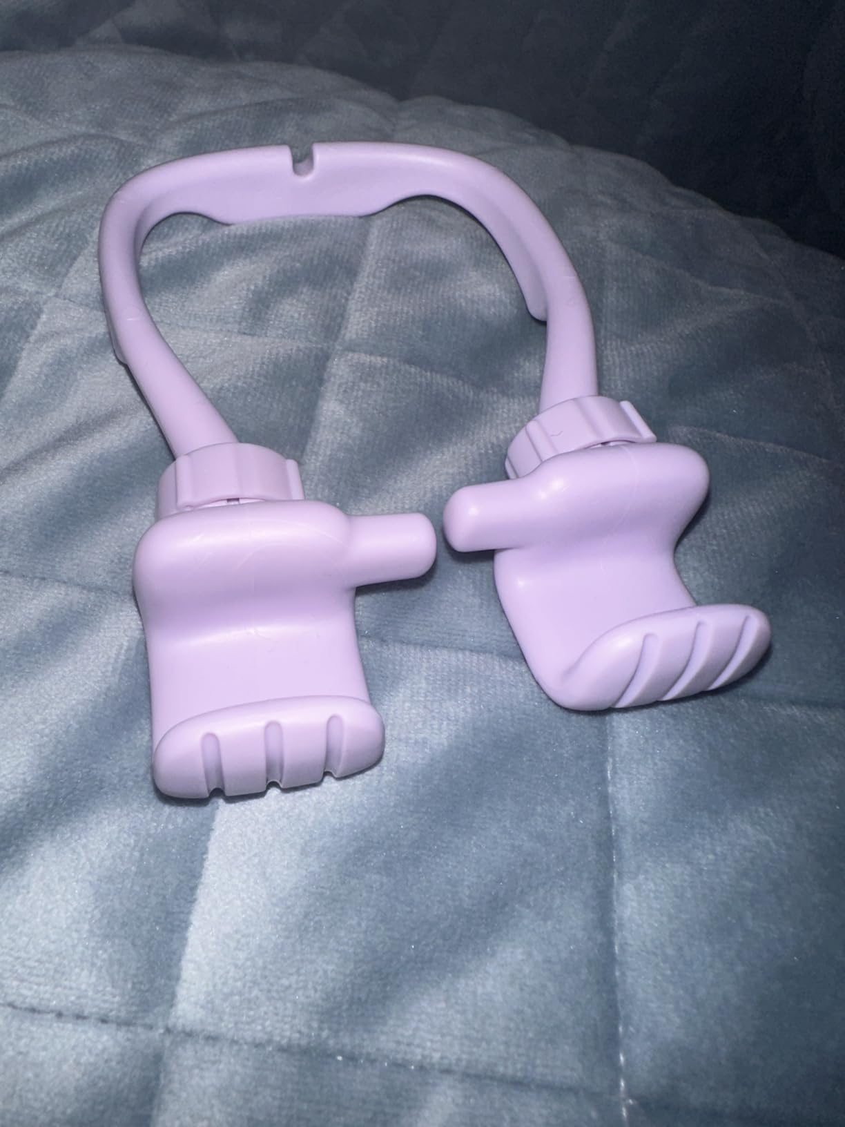 Stocking Stuffers for Teens Girls Boys Adults Cell Phone Stand: UPGRADE Adjustable Thumbs Up Lazy Phone Holder for Desk Cool Gadgets Fun Birthday Gift Ideas for Kids Teenager Women Gifts for Christmas Customer Review Stocking Stuffers for Teens Girls Boys Adults Cell Phone Stand: UPGRADE Adjustable Thumbs Up Lazy Phone Holder for Desk Cool Gadgets Fun Birthday Gift Ideas for Kids Teenager Women Gifts for Christmas - Customer Photo 1