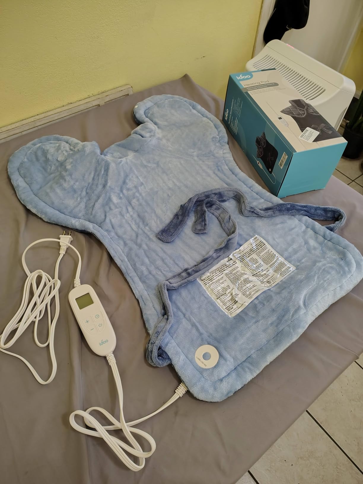 iDOO Heating Pad for Back Pain Relief, Large Weighted Electric Heat Pad for Neck Shoulders, Christmas Birthday Gifts for Women Men Elderly, FSA HSA Eligible, 24