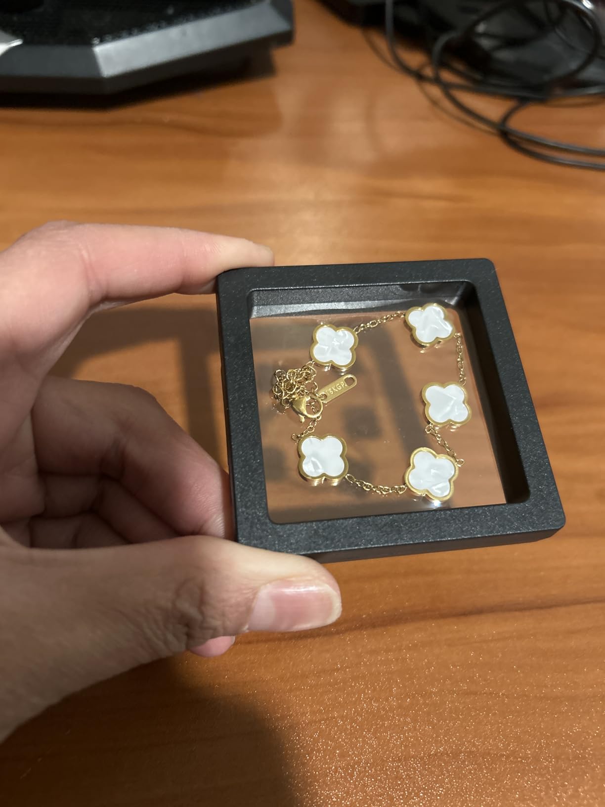 18K Gold Plated Clover Lucky Bracelet for Women White/Black/Red/Green Flower Four Leaf Link Bracelets Trendy Jewelry Gifts for Women - Customer Photo 1