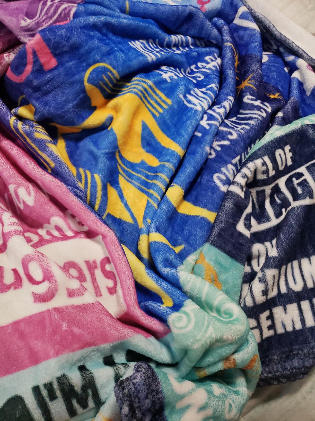 Aquarius Gifts for Women – Zodiac Throw Blanket 50