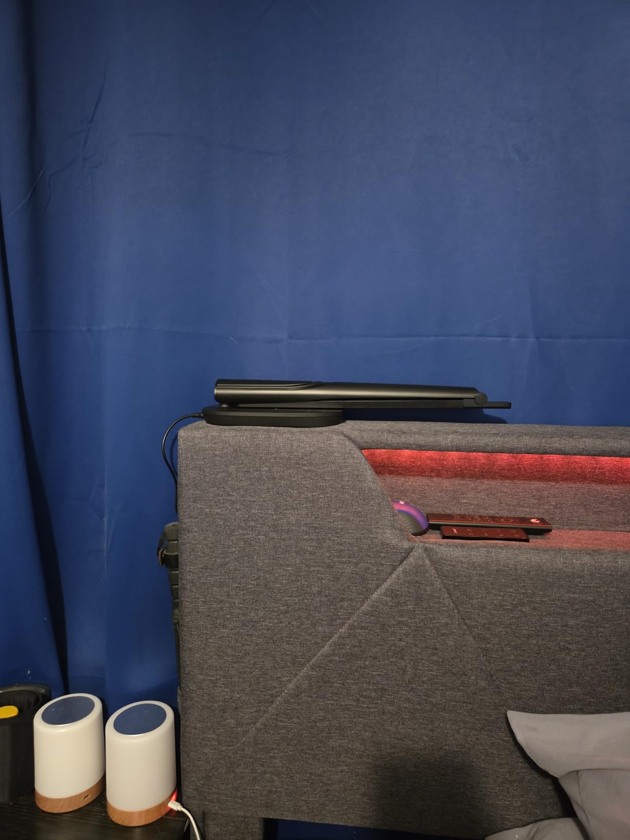 Honeywell LED Desk Lamp - HWT-H2 Sunturalux™ Eye-Caring Foldable Desk Light with USB A+C Dual Charging Port 4 Color Modes Dimmable Table Lamp for Home Office Bedroom Reading Study Work - Black - Customer Photo 2