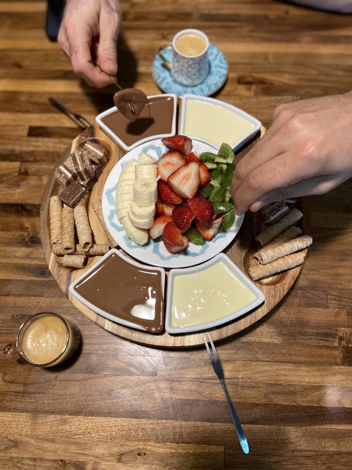 Personalized Charcuterie Board Gift Set – Custom Engraved Acacia Cheese Board with Ceramic Bowls, Wedding & Housewarming Gifts, for Women & Men Customer Review Personalized Charcuterie Board Gift Set – Custom Engraved Acacia Cheese Board with Ceramic Bowls, Wedding & Housewarming Gifts, for Women & Men - Customer Photo 2