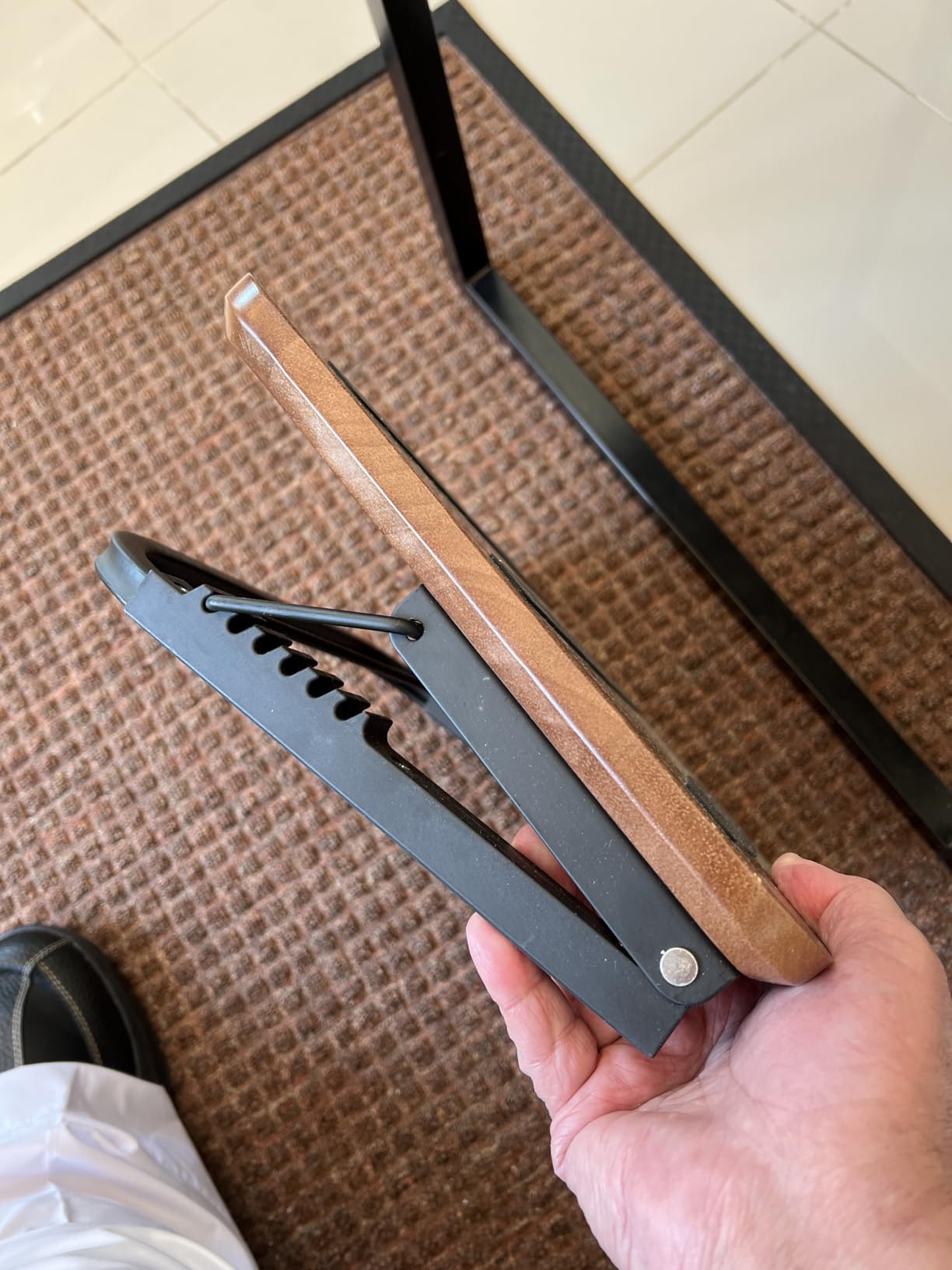 Adjustable Under Desk Foot Stool - Ergonomic Foot Rest with 7 Angles - Walnut Customer Review Adjustable Under Desk Foot Stool - Ergonomic Foot Rest with 7 Angles - Walnut - Customer Photo 2