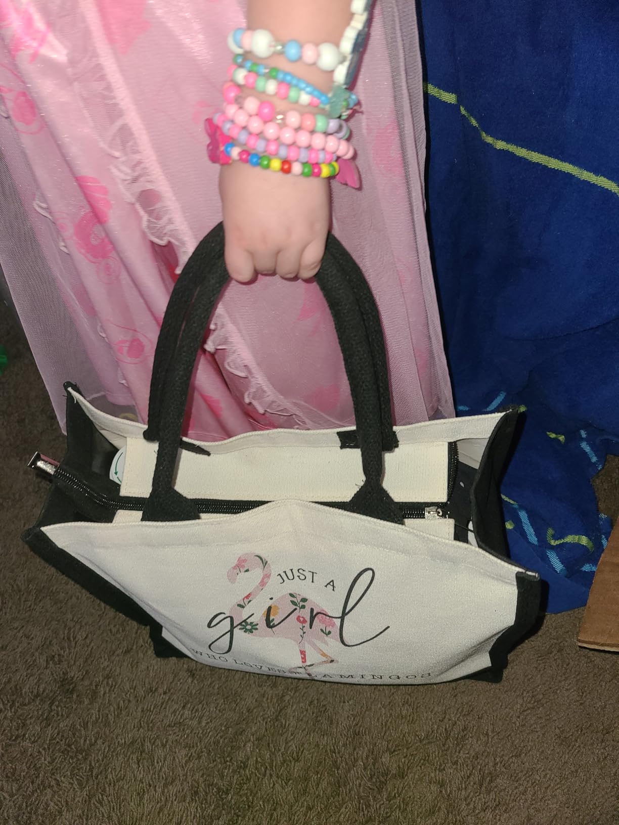 Canvas Tote Bag for Women, Cute Flamingo Gifts for Women, Flamingo Lover Gifts Aesthetic Beach Bag Reusable Grocery Bag, Birthday Christmas Gift for Mom Daughter Friends Sisters Who Loves Flamingos Customer Review Canvas Tote Bag for Women, Cute Flamingo Gifts for Women, Flamingo Lover Gifts Aesthetic Beach Bag Reusable Grocery Bag, Birthday Christmas Gift for Mom Daughter Friends Sisters Who Loves Flamingos - Customer Photo 1